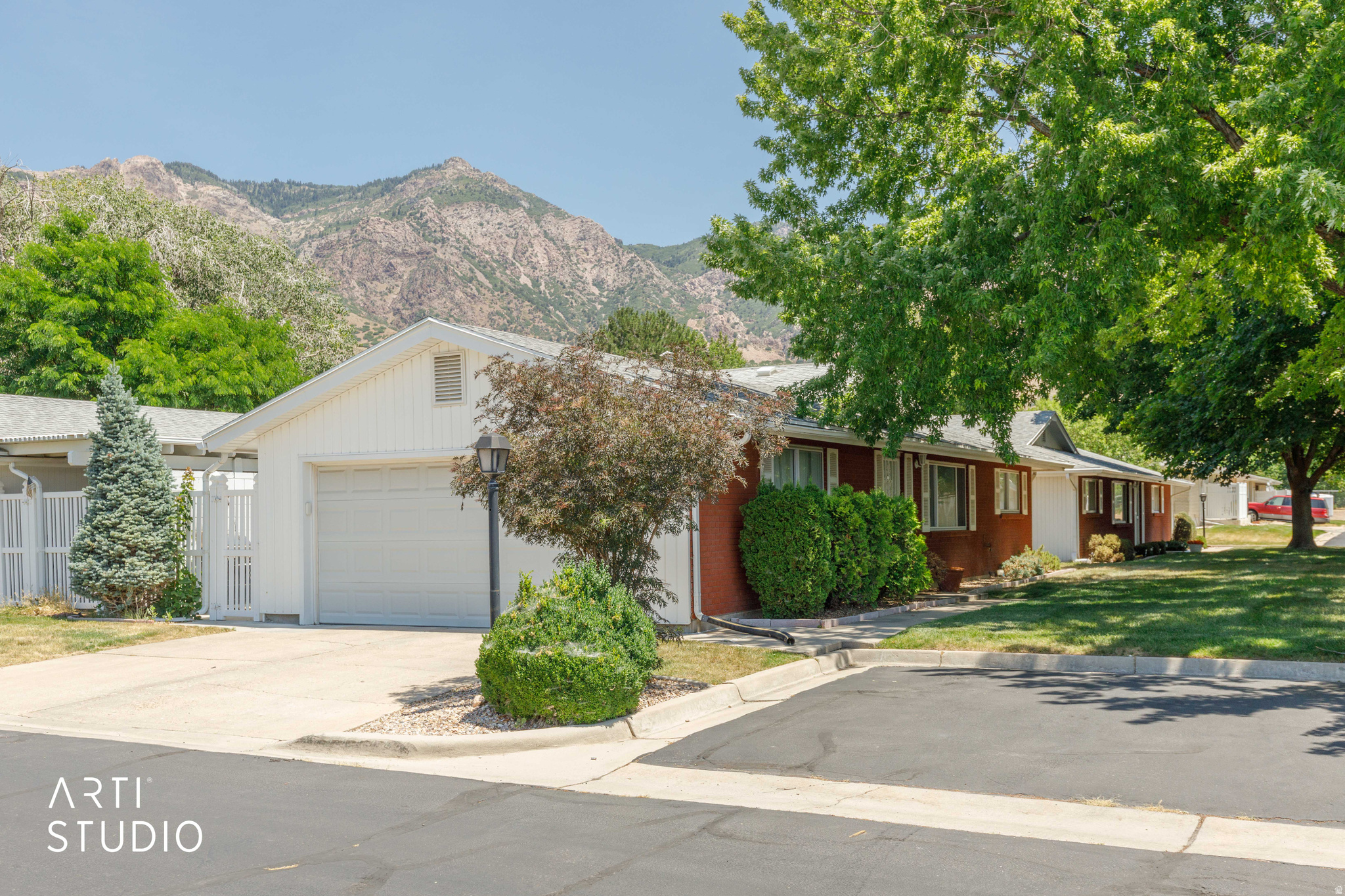 MILLSTREAM - Residential