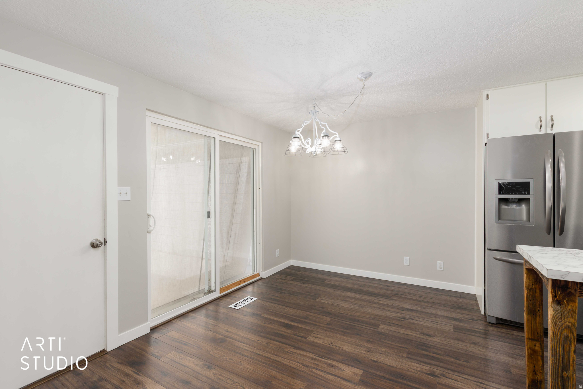 MILLSTREAM - Residential