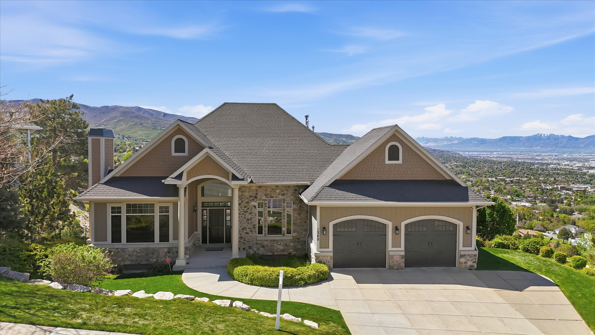 HOLBROOK - Residential