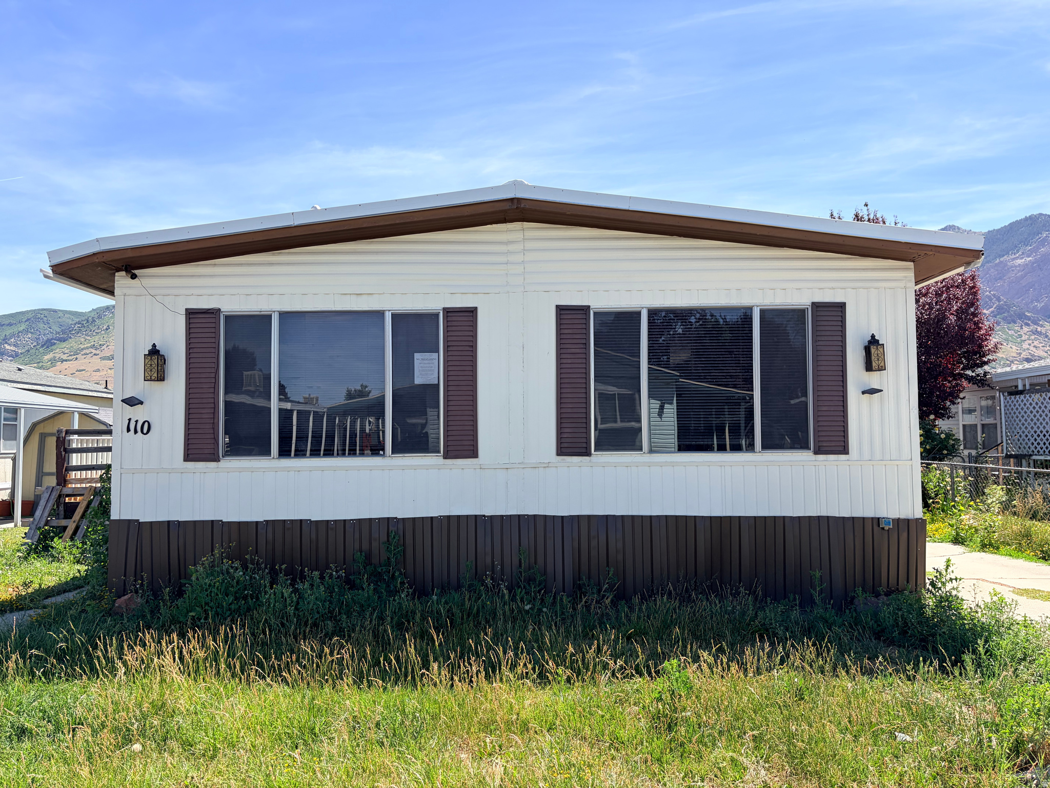 Great investment opportunity!  Large double wide.  The park does have specific exterior finishes that need to be done with the new owner.