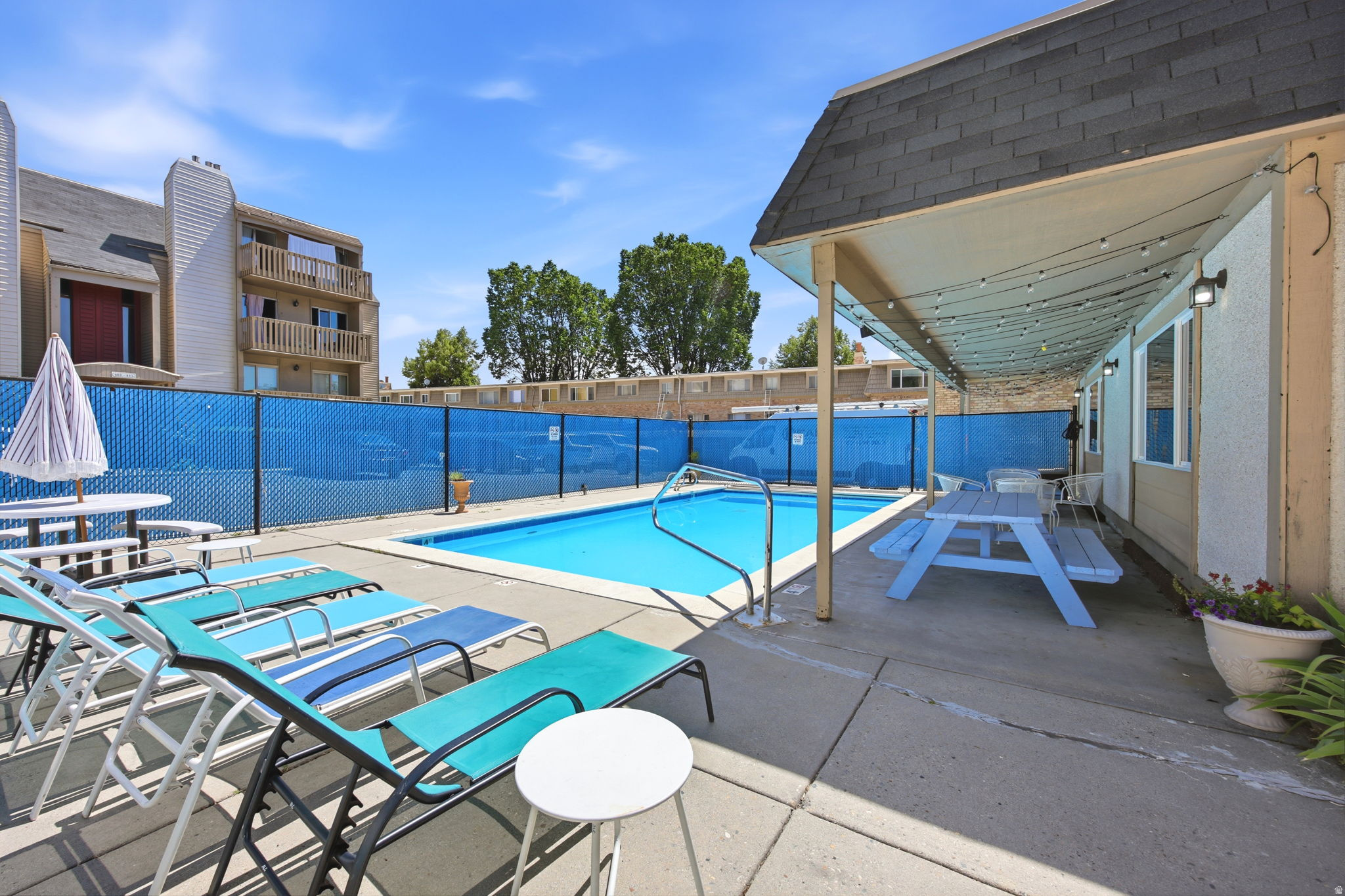 AIX LA CHAPELLE - Residential