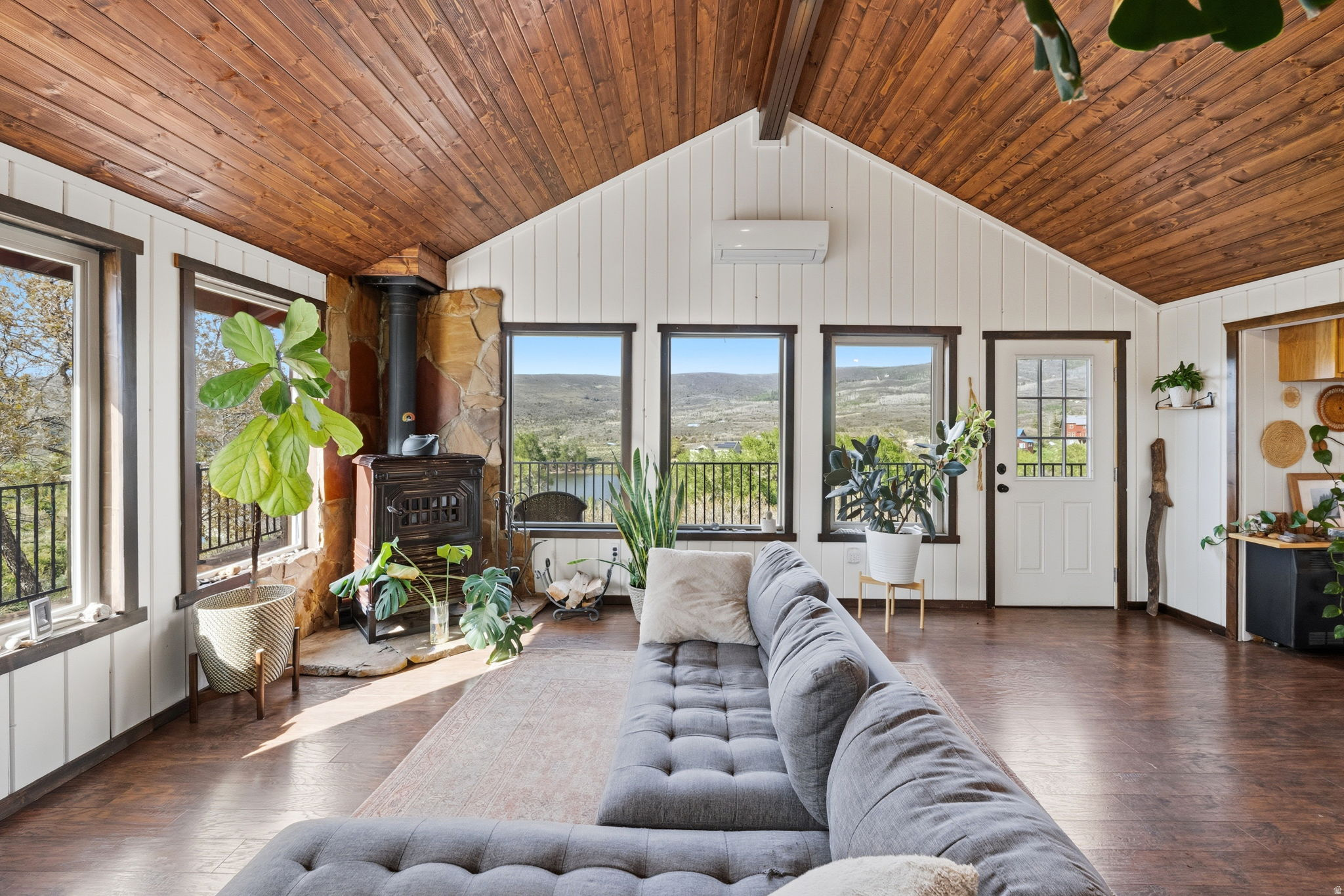 TIMBER LAKES - Residential
