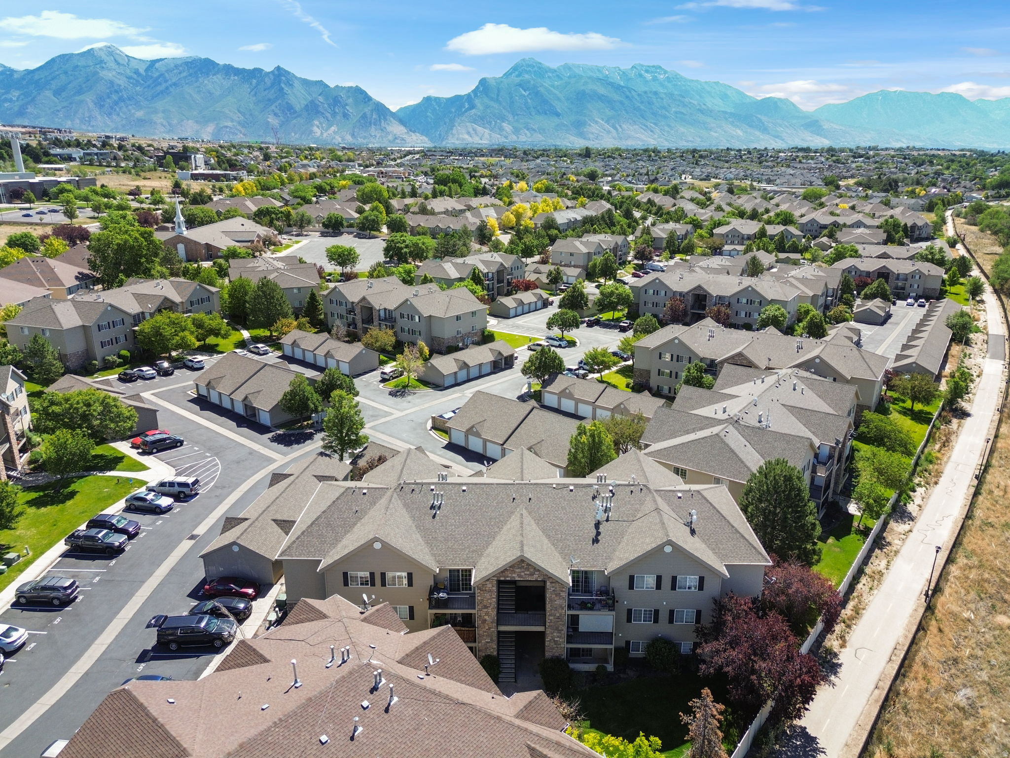 WESTBURY - Residential