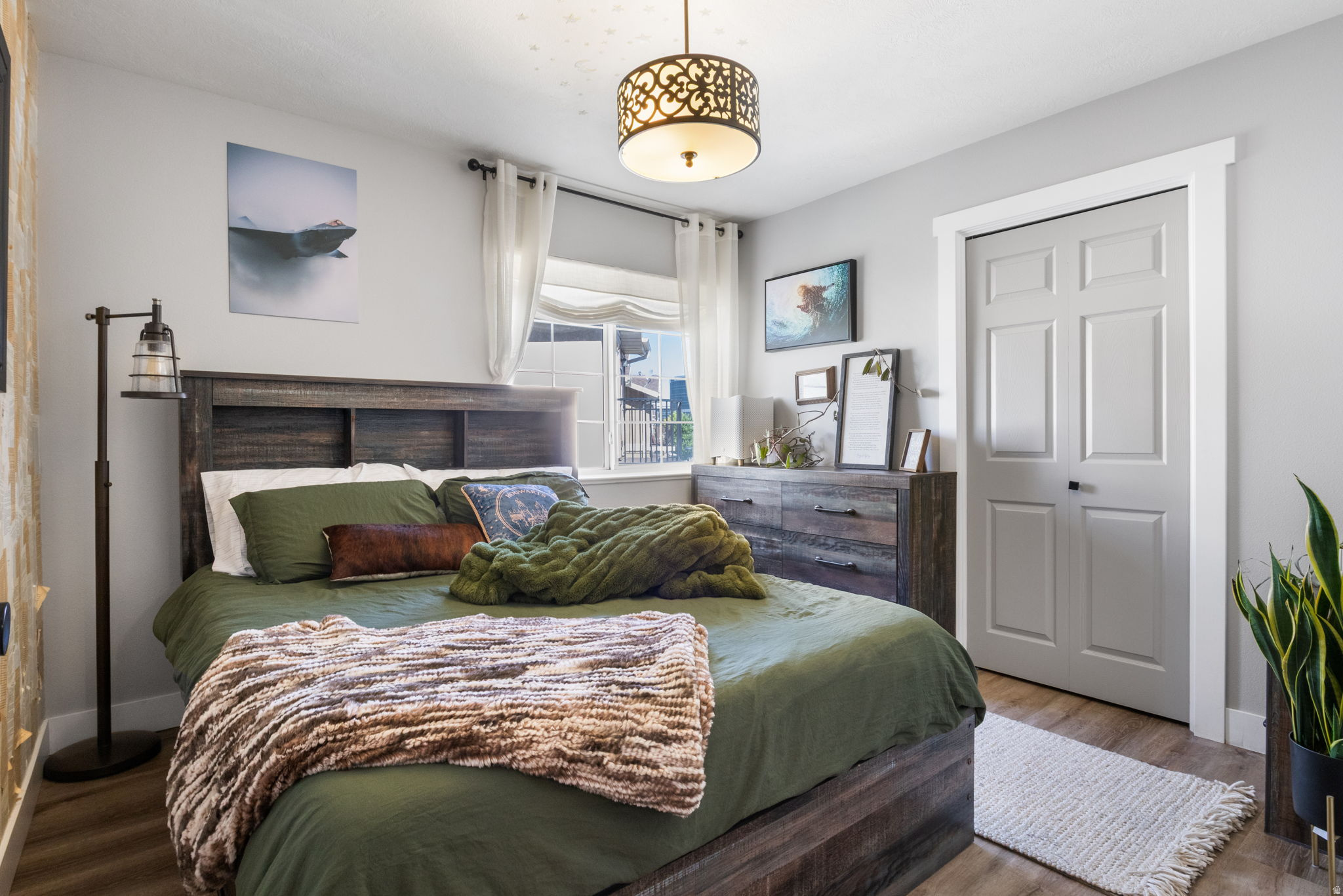 WESTBURY - Residential