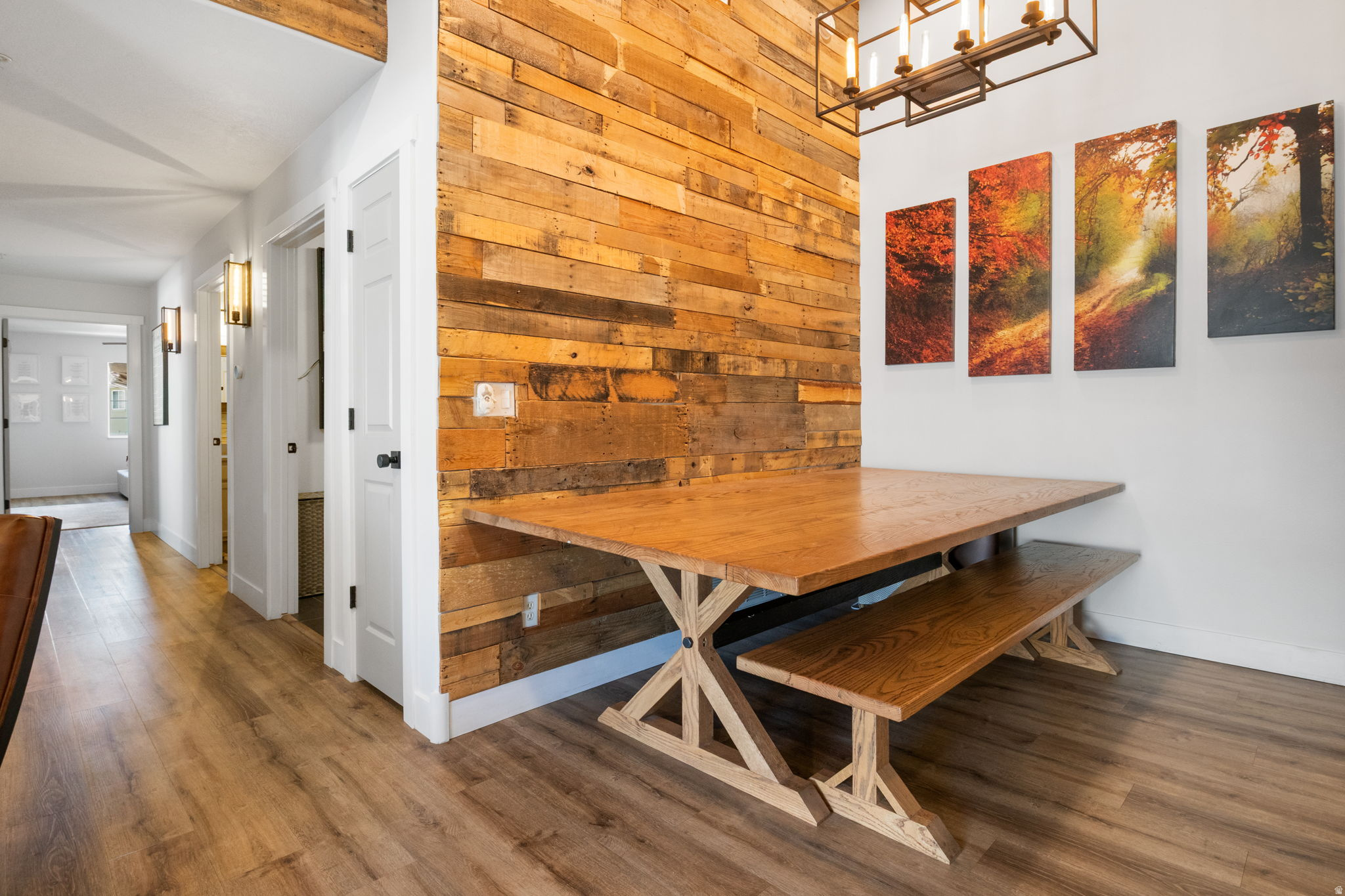 WESTBURY - Residential