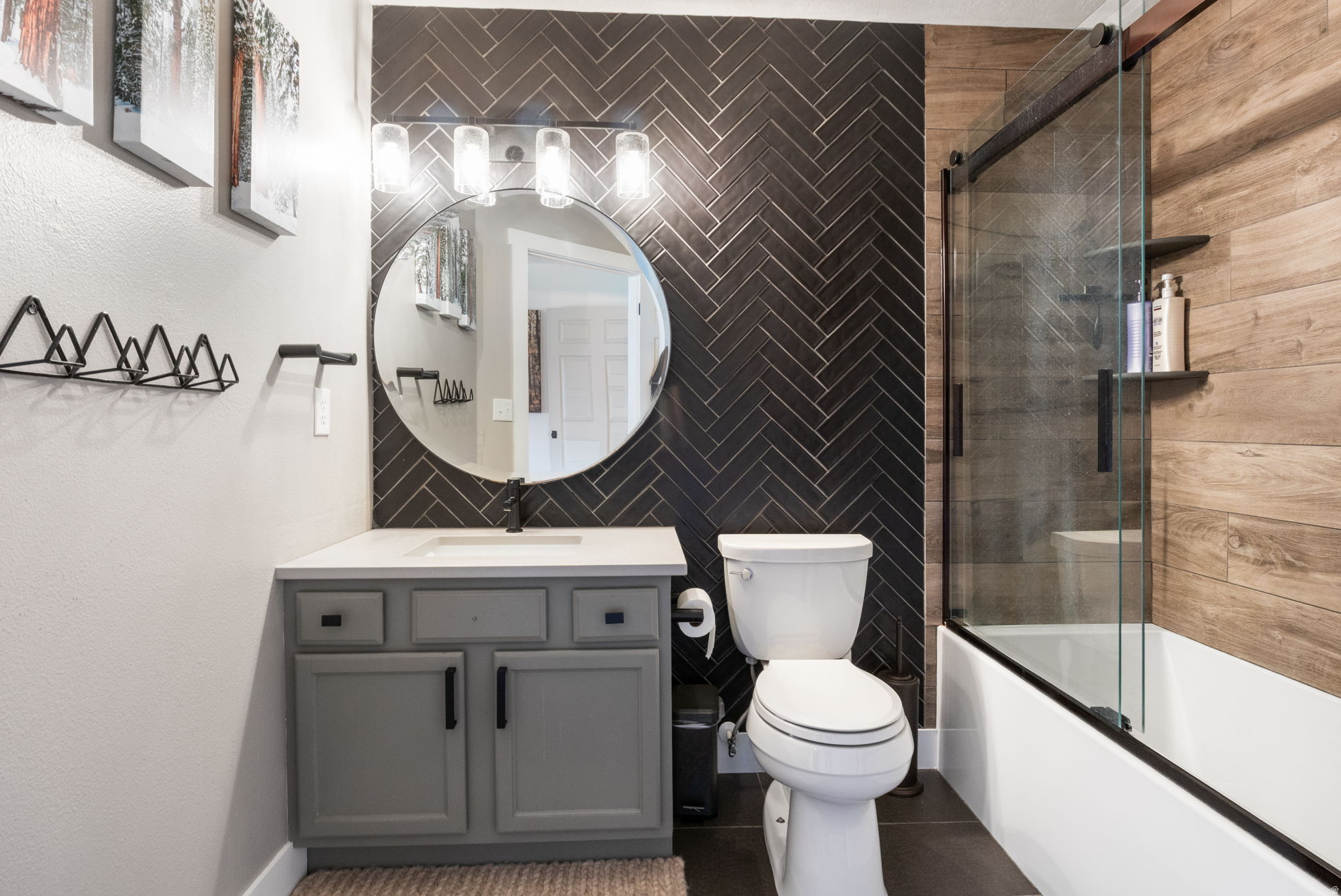 WESTBURY - Residential