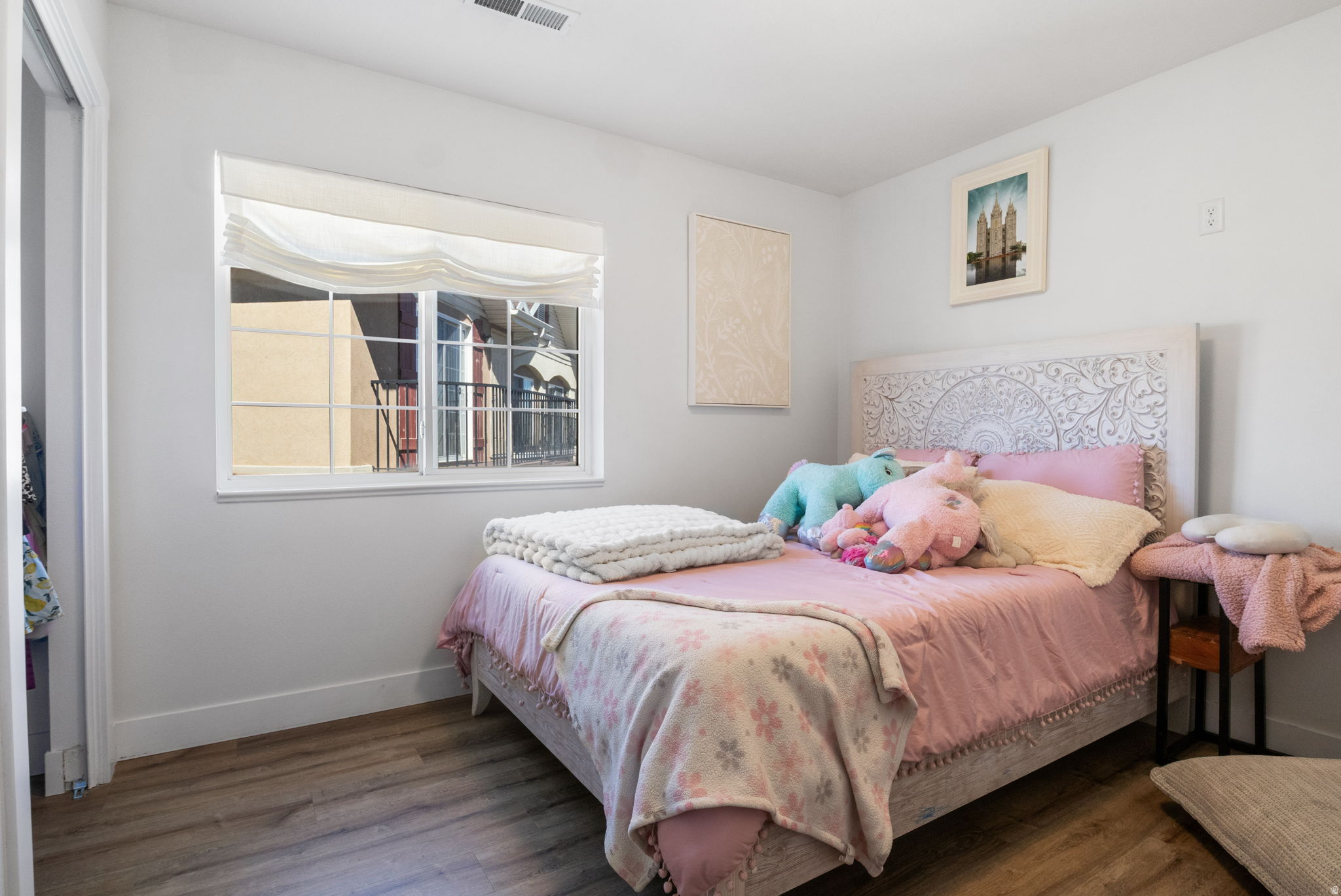 WESTBURY - Residential