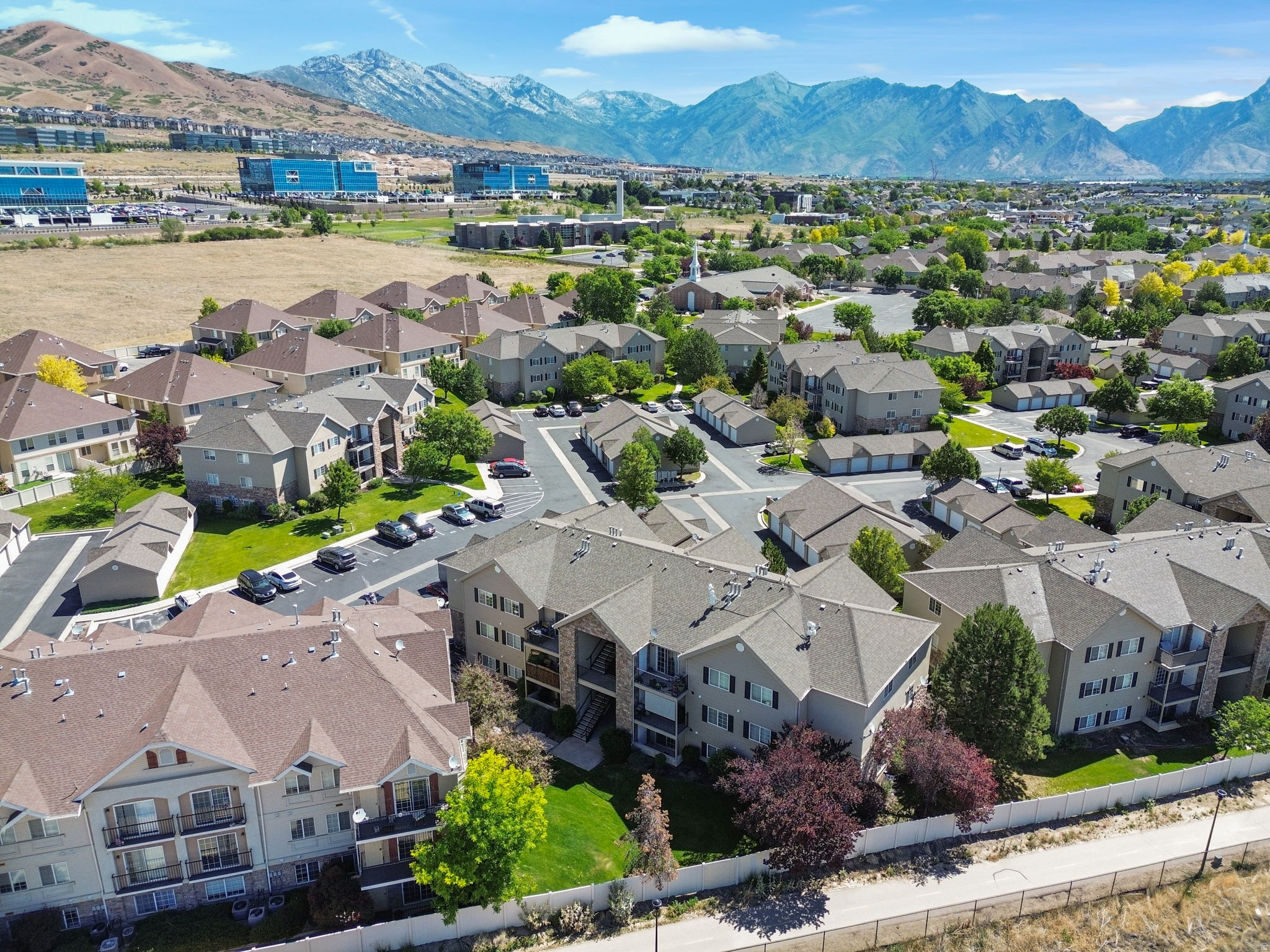 WESTBURY - Residential
