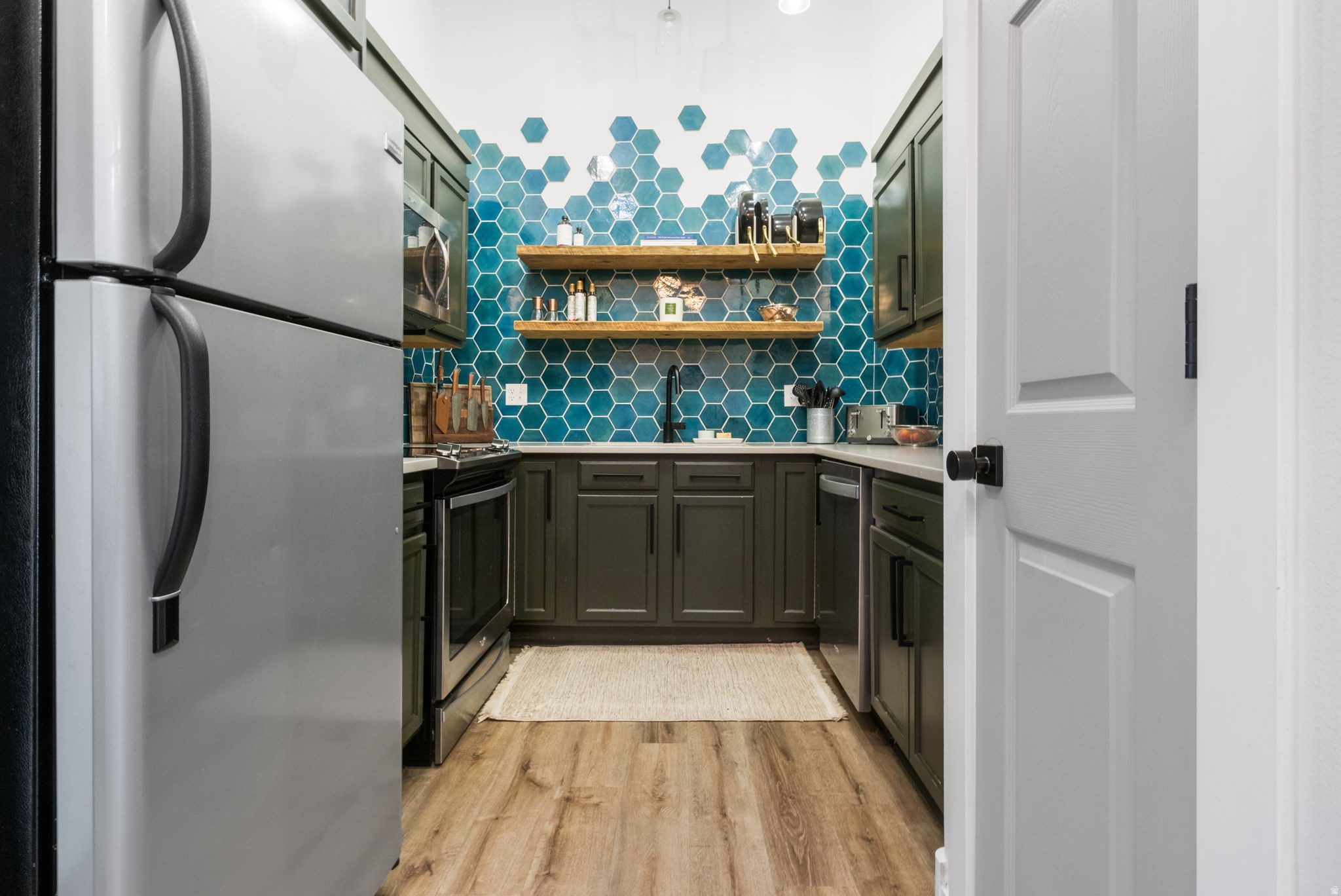 WESTBURY - Residential