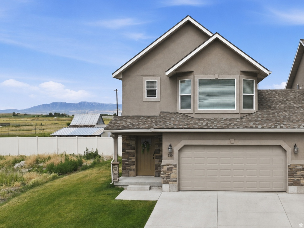 COUNTRY MEADOWS - Residential