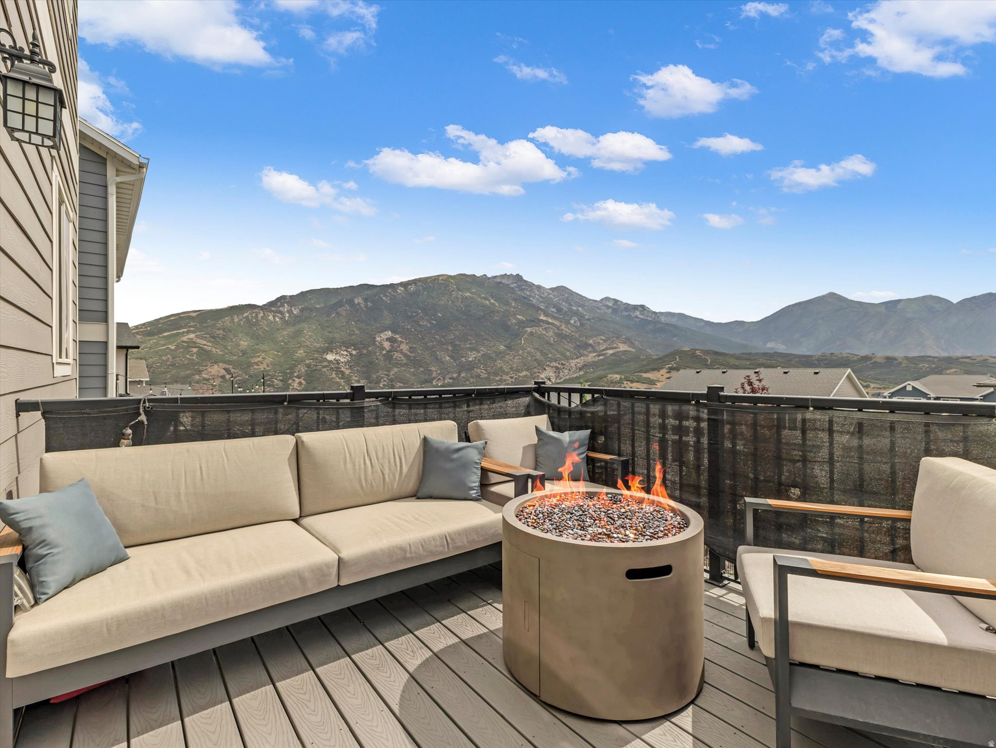 SUNCREST/EDELWEISS - Residential