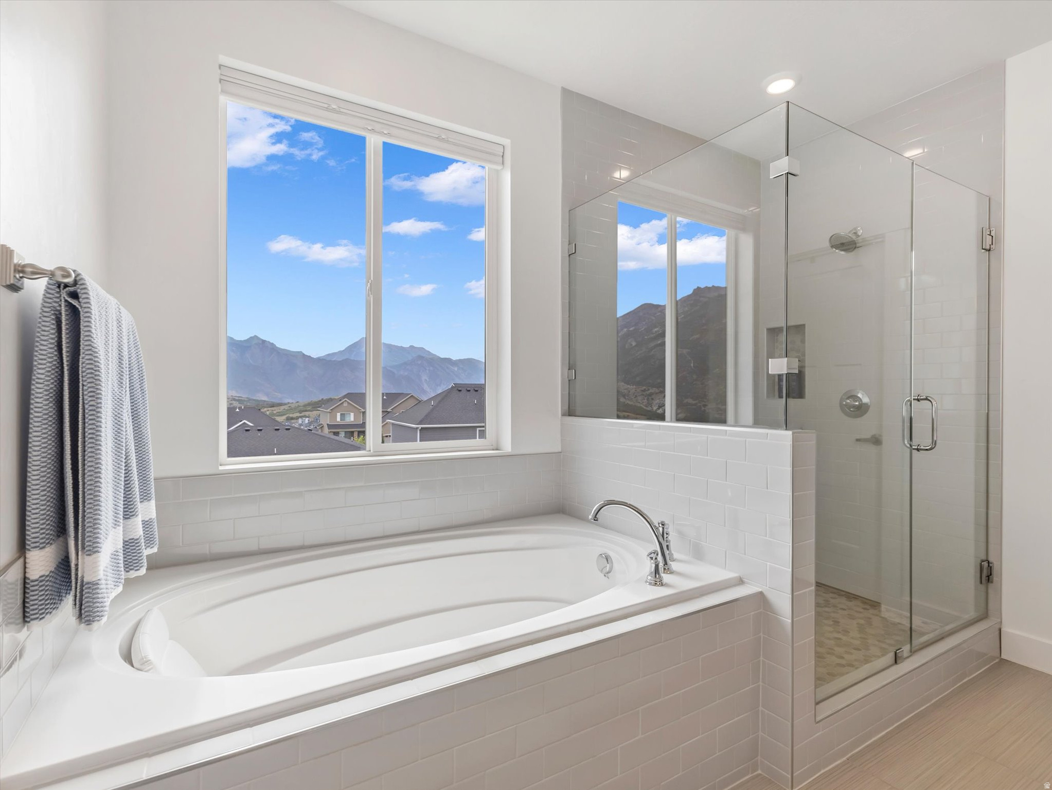 SUNCREST/EDELWEISS - Residential