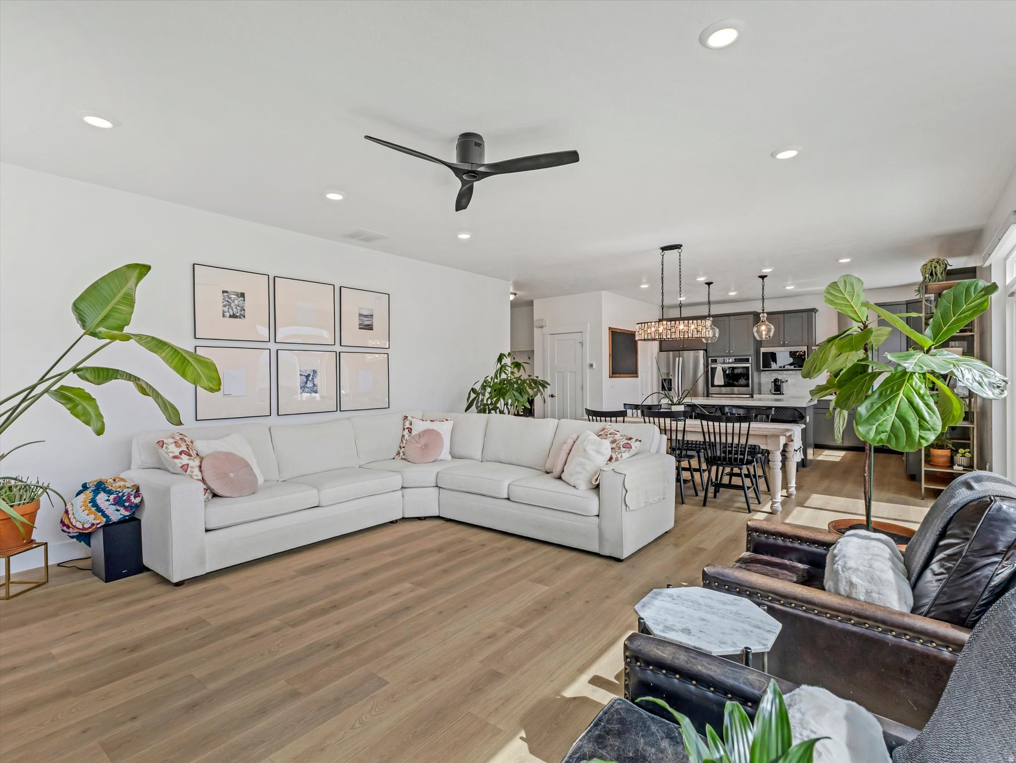SUNCREST/EDELWEISS - Residential