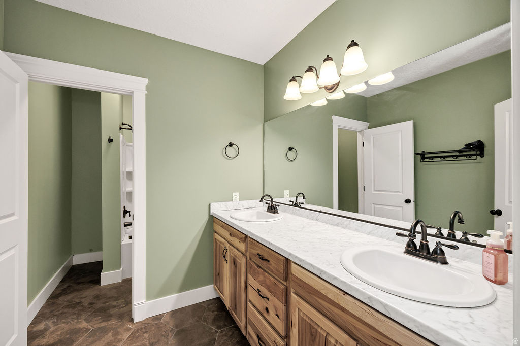 MAPLE LEAF ESTATES - Residential