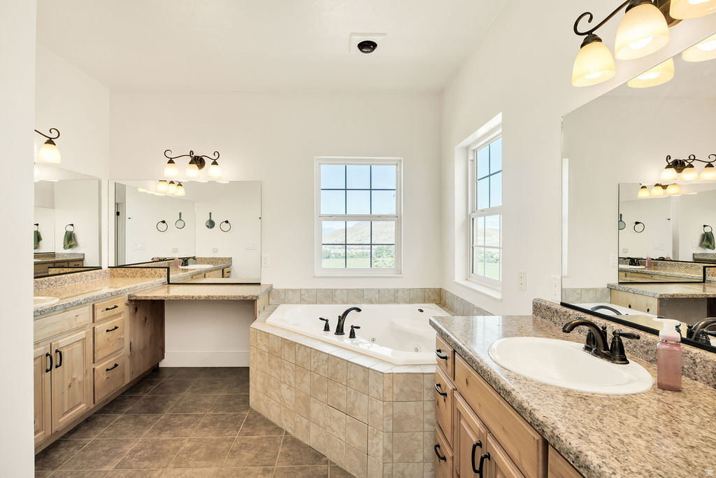 MAPLE LEAF ESTATES - Residential