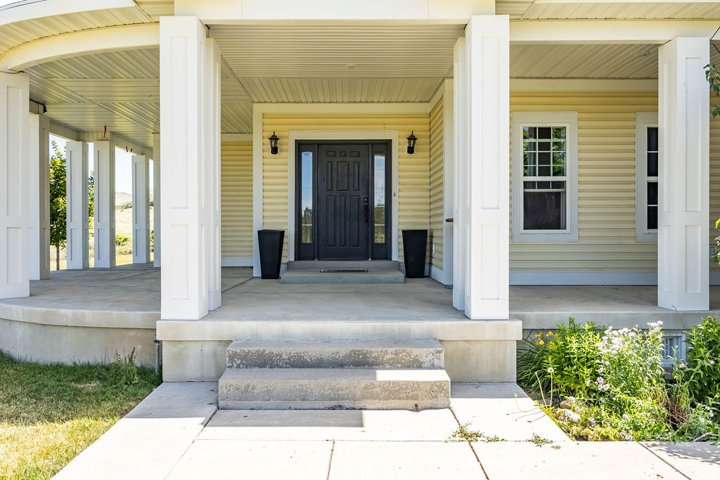 MAPLE LEAF ESTATES - Residential