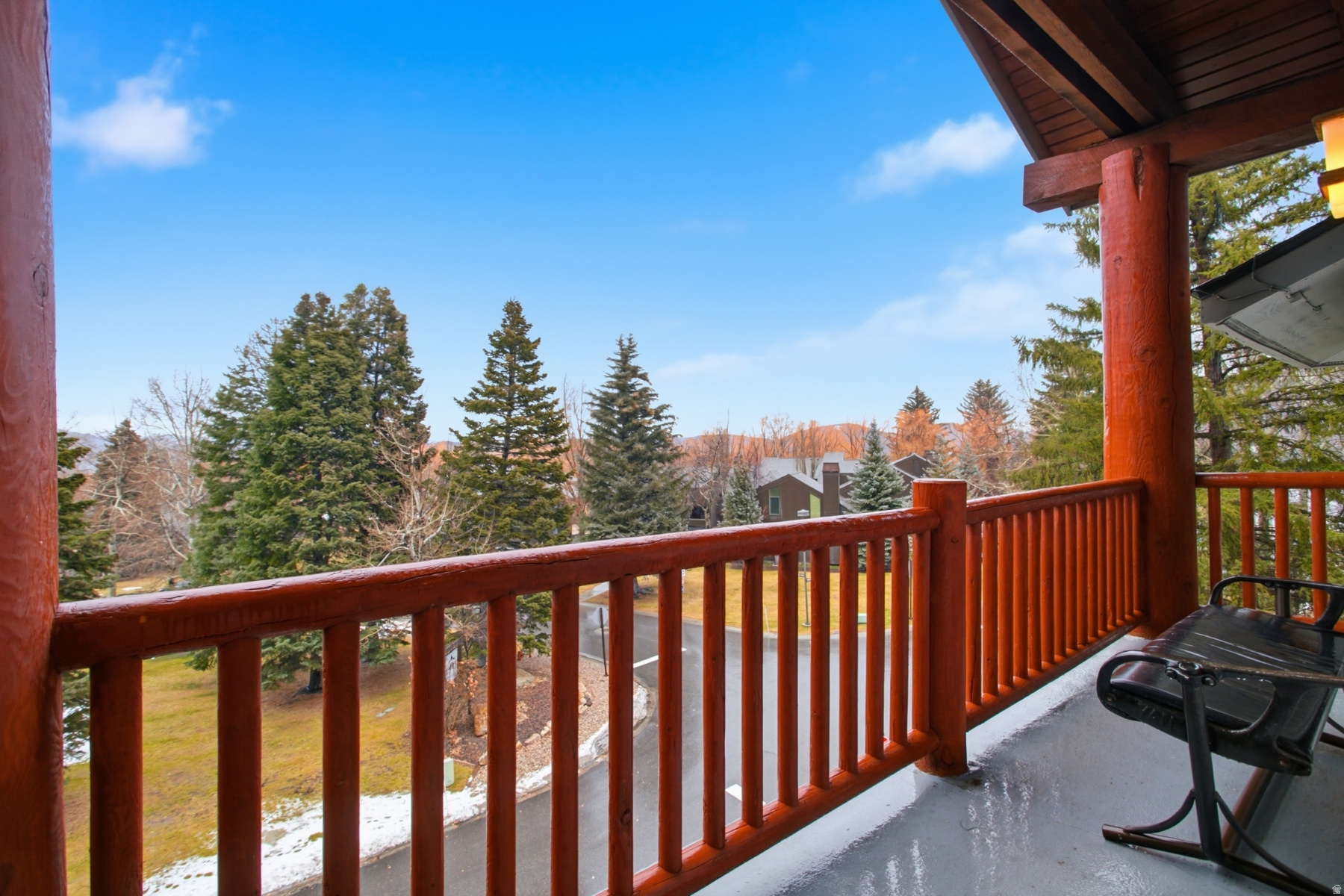 SNOW FLOWER - Residential