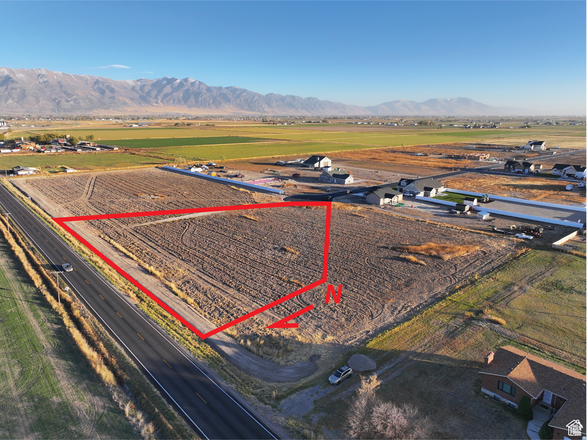 BECKAMS EDGE PHASE 2 - Land