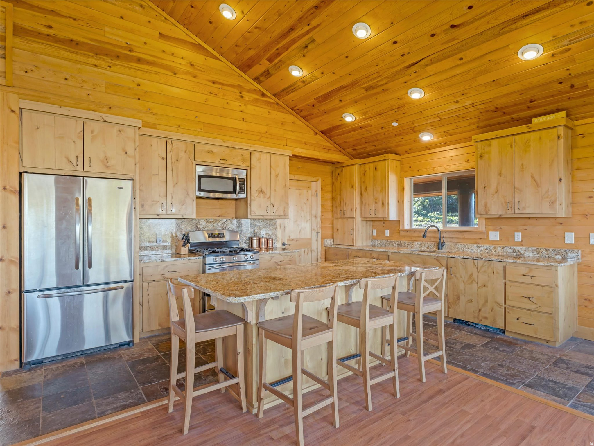 STAGECOACH ESTATES - Residential