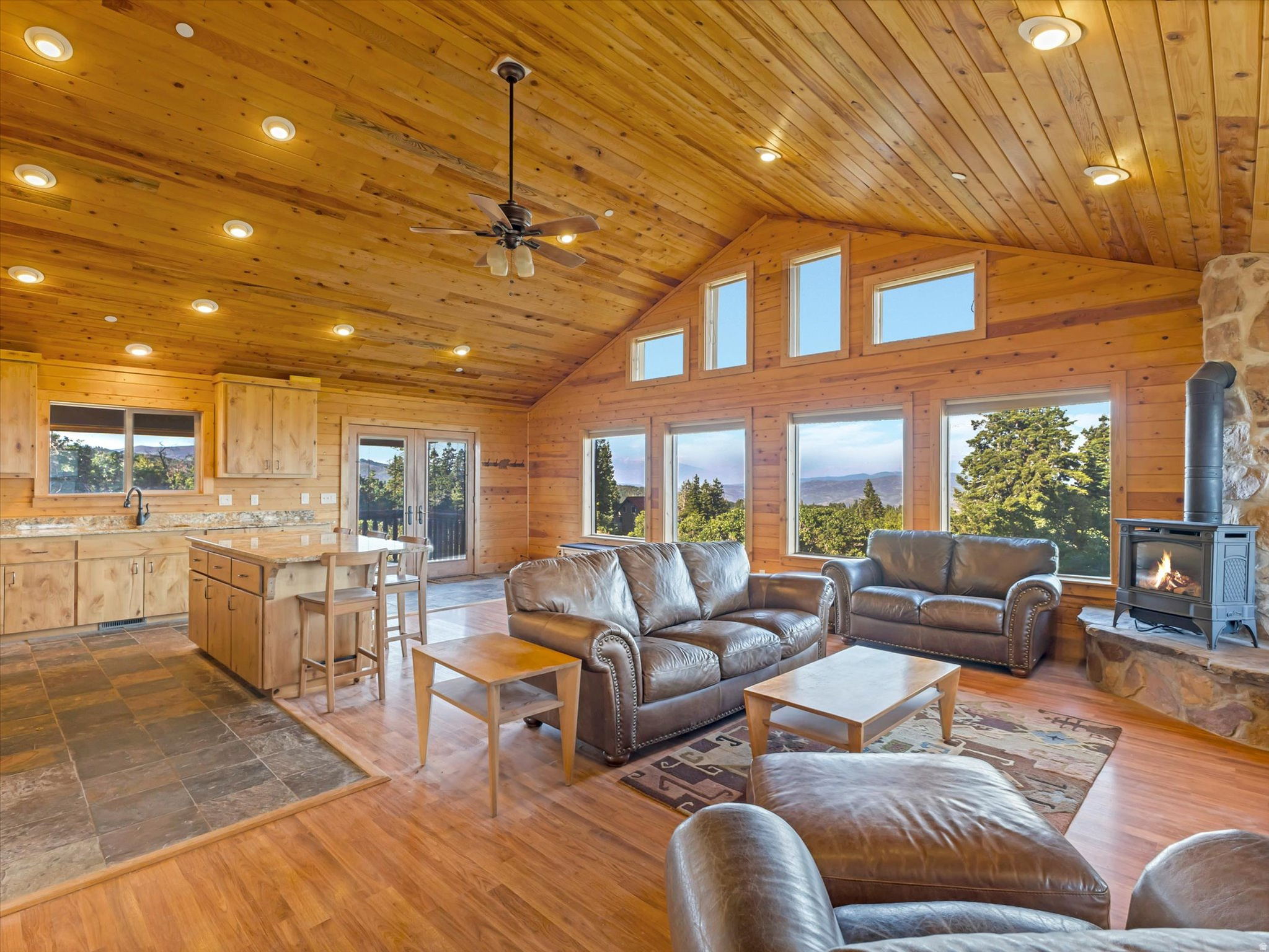 STAGECOACH ESTATES - Residential