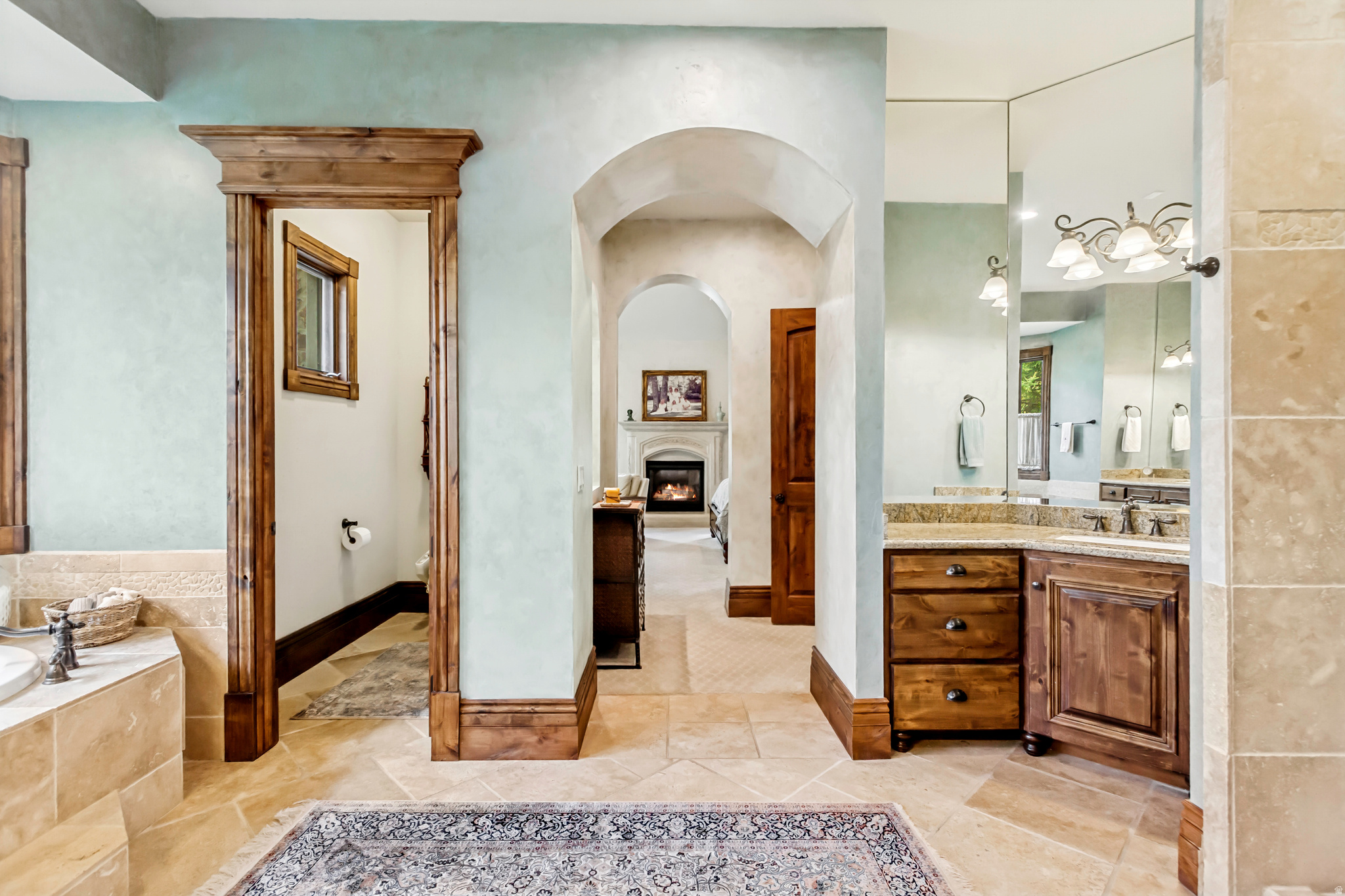 STONE GATE - Residential