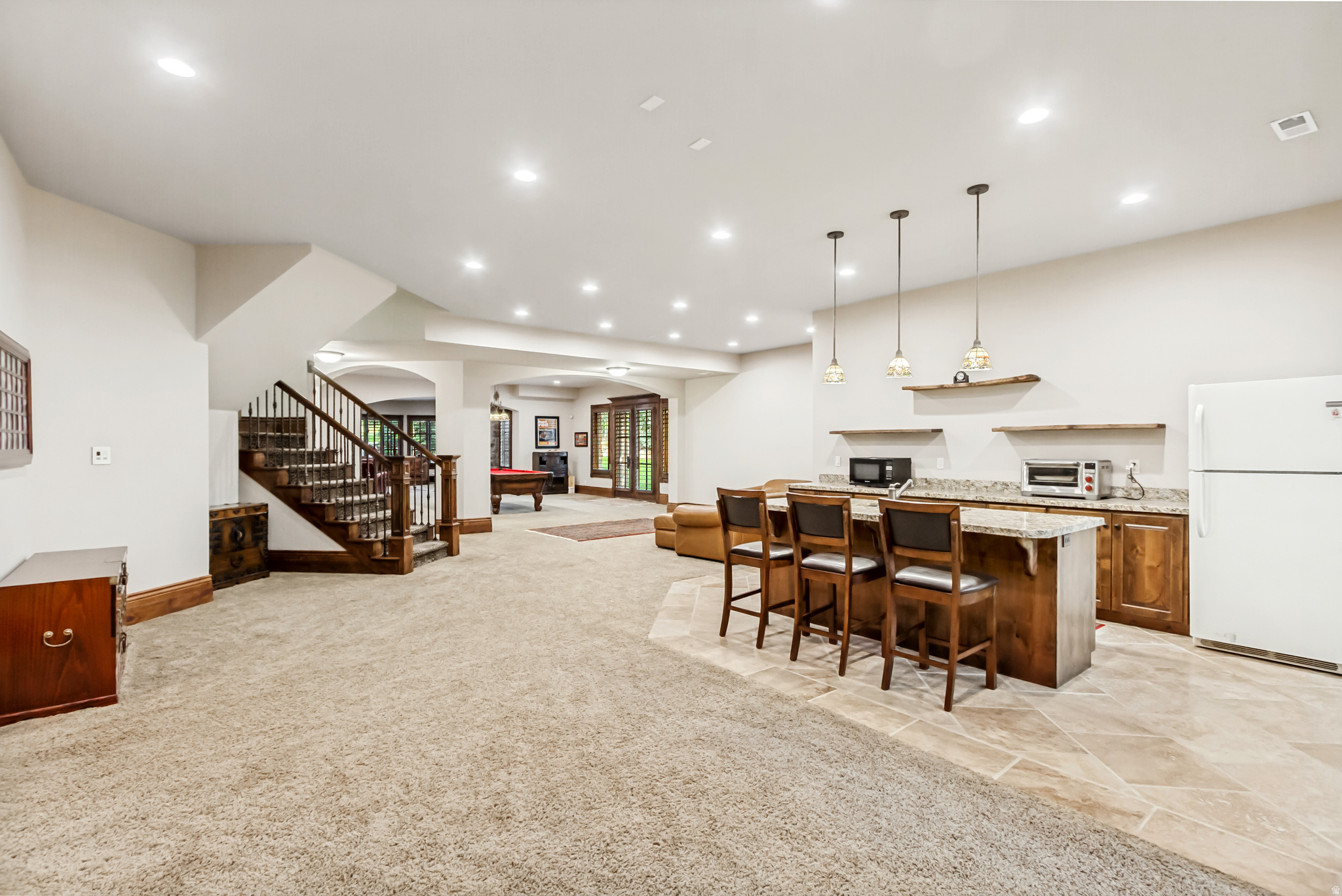 STONE GATE - Residential