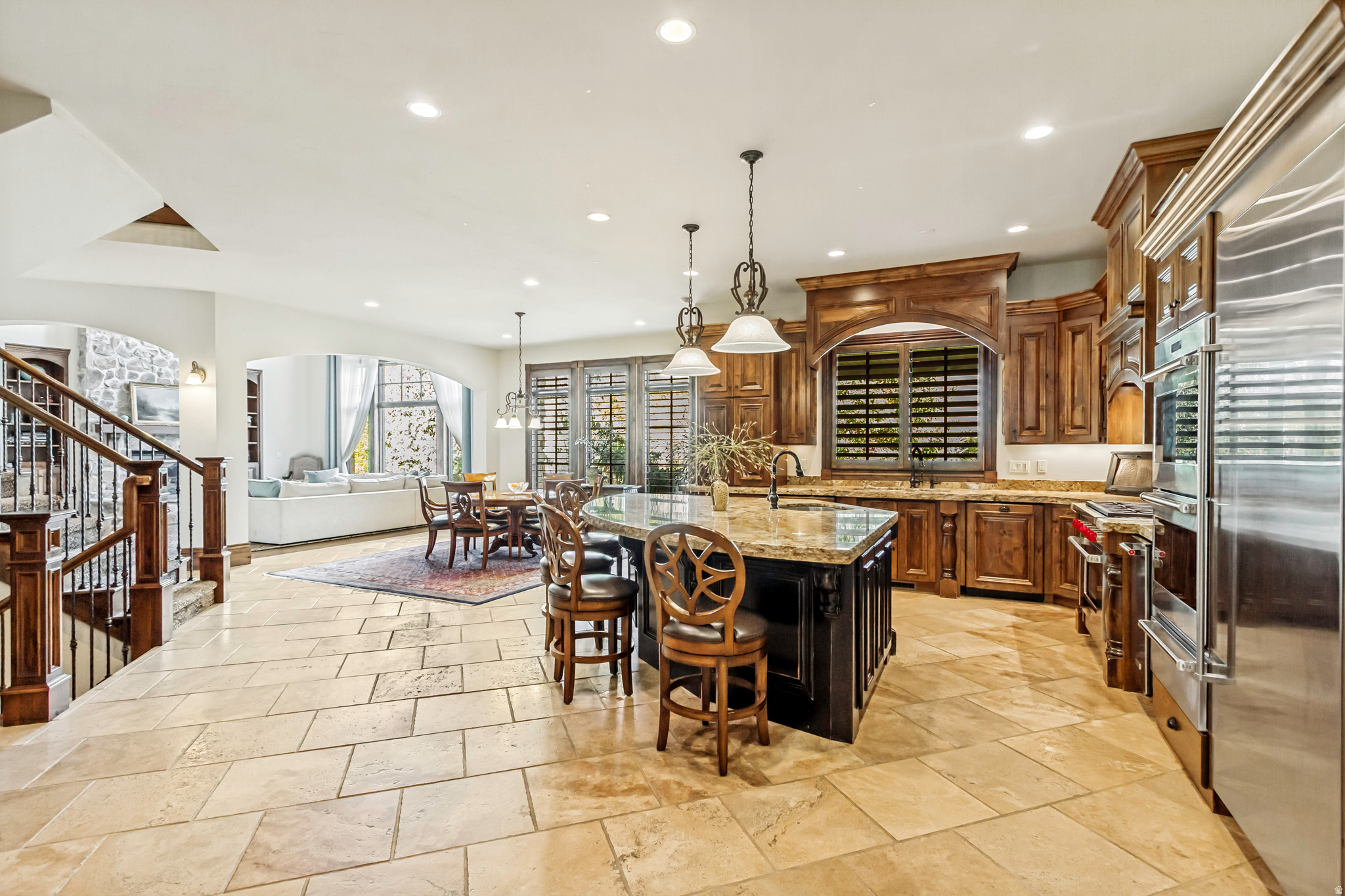 STONE GATE - Residential