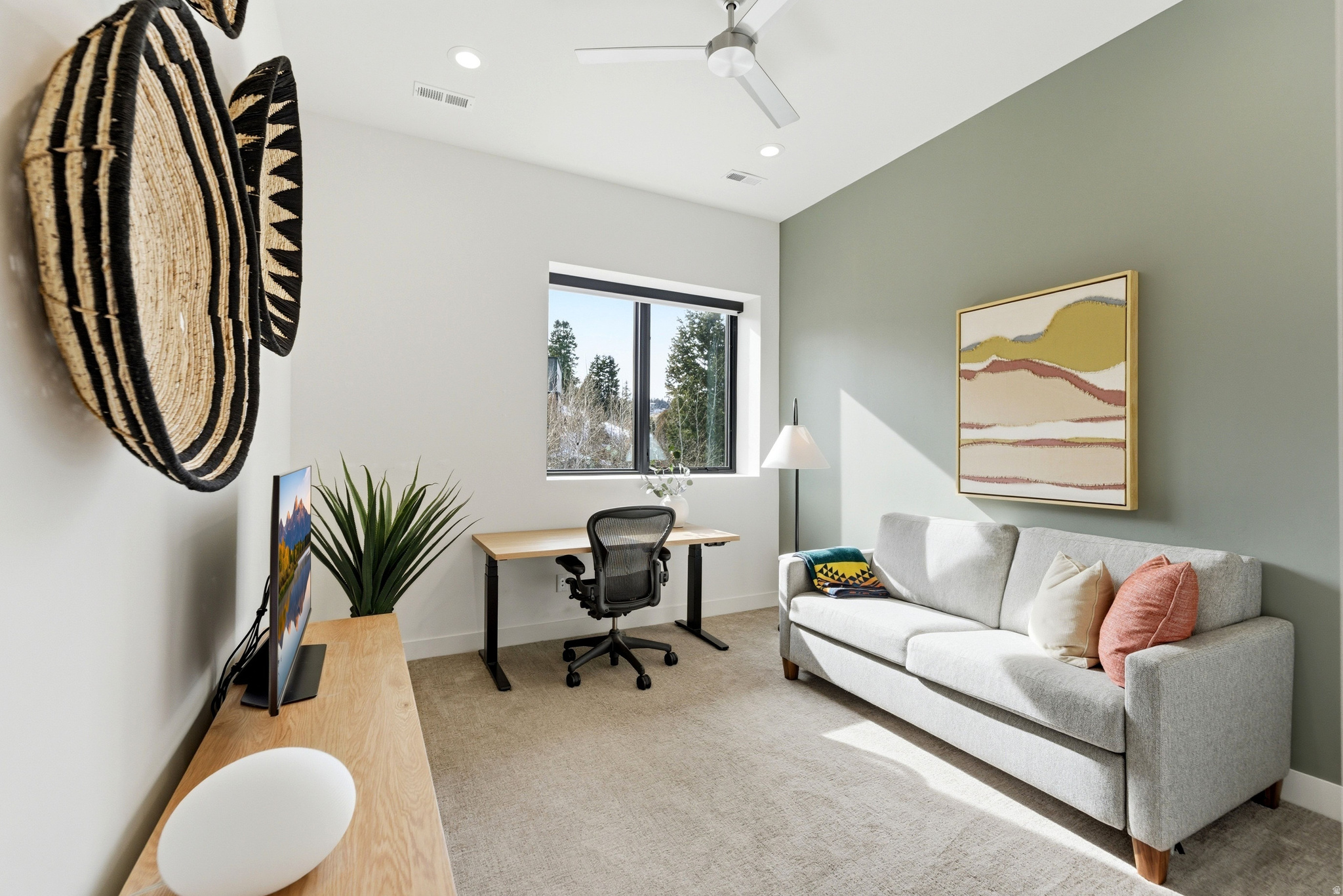 DISCOVERY RIDGE PHAS - Residential