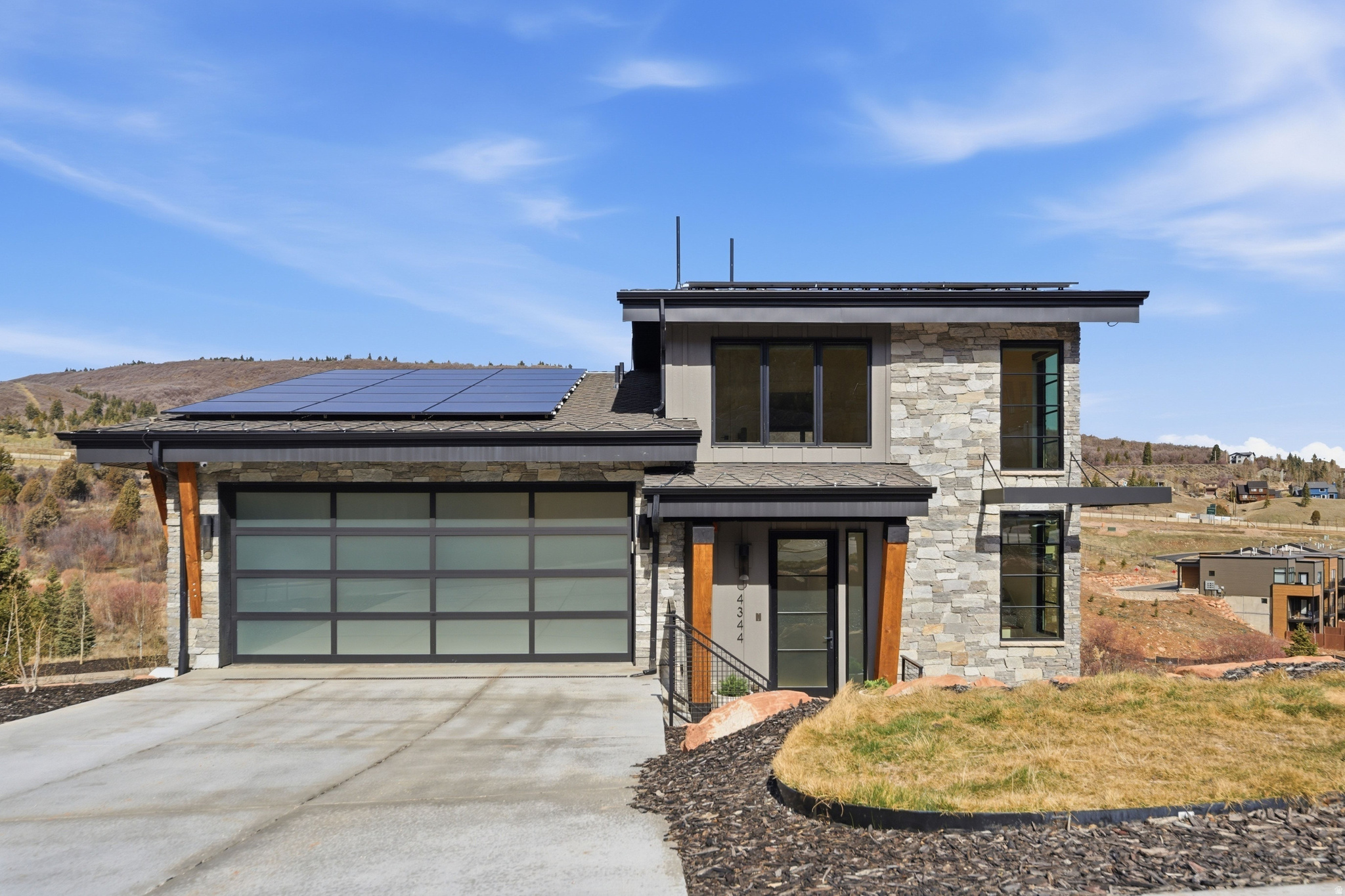 DISCOVERY RIDGE PHAS - Residential