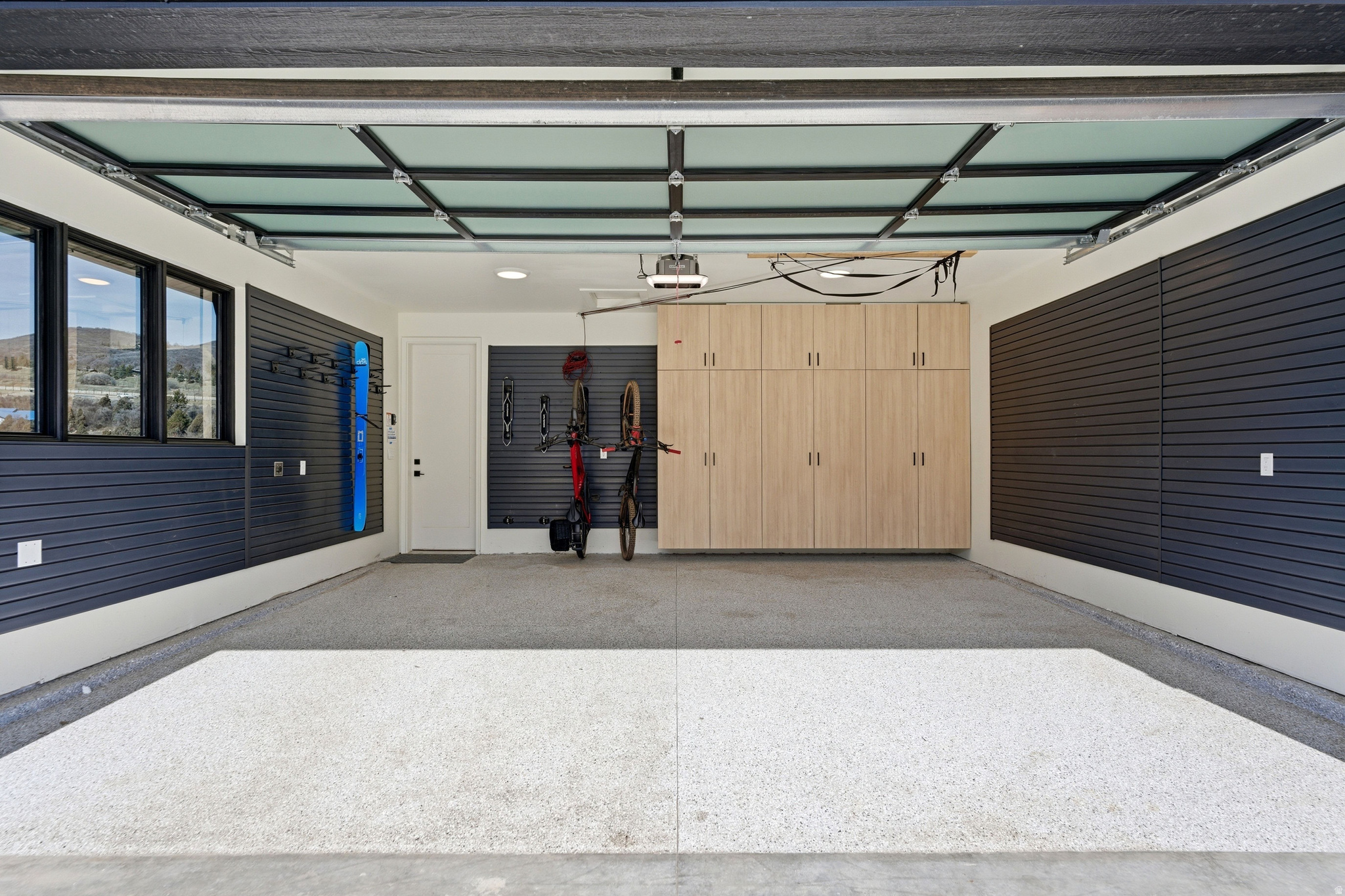 DISCOVERY RIDGE PHAS - Residential