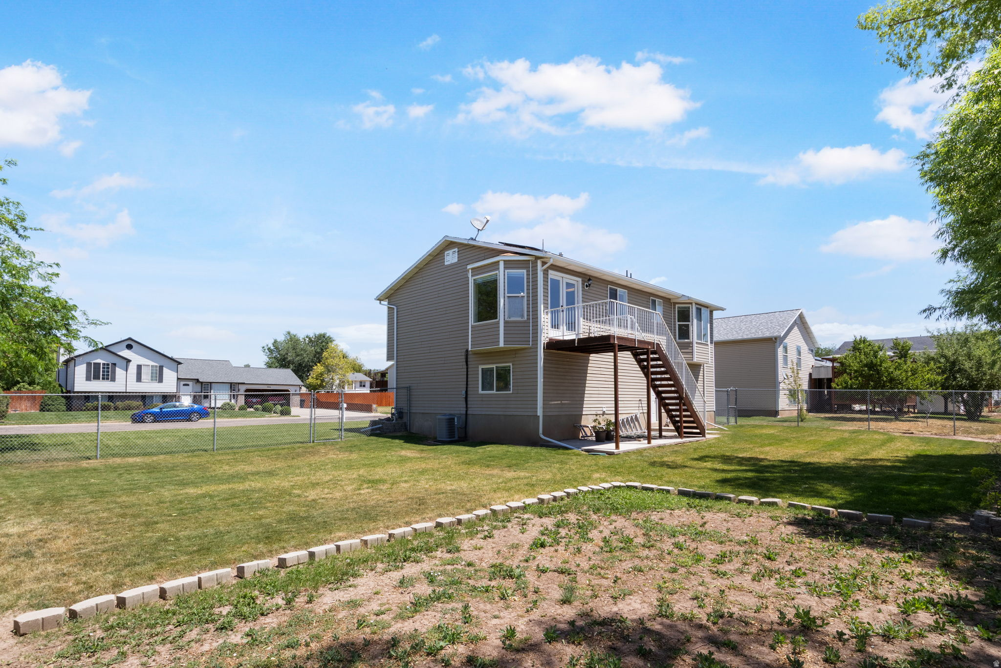 ANTELOPE CROSSING - Residential