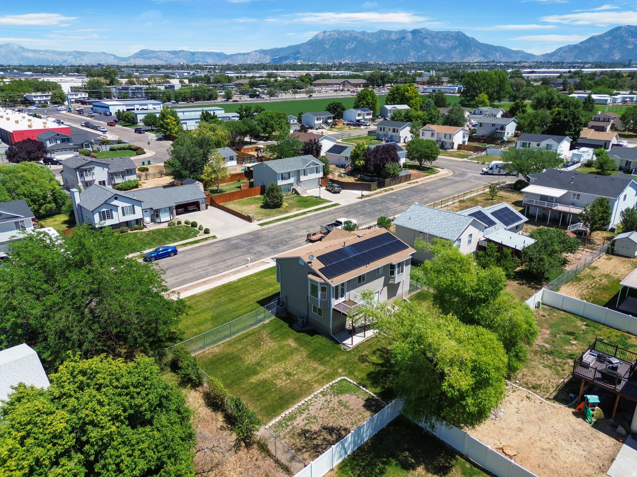 ANTELOPE CROSSING - Residential