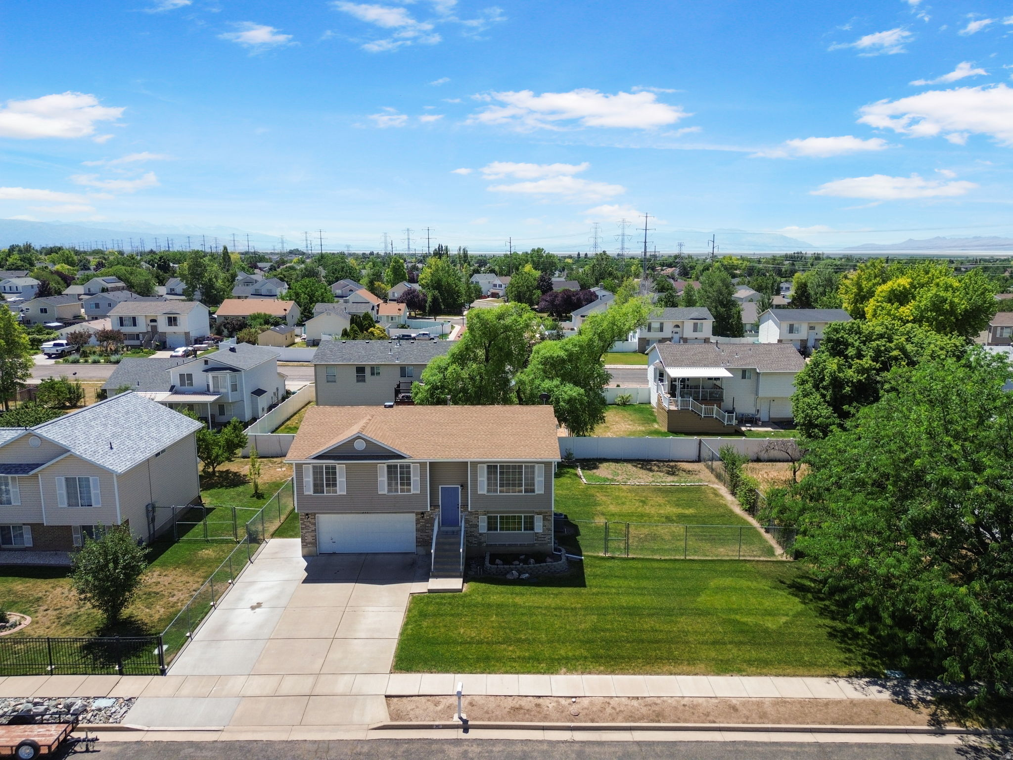 ANTELOPE CROSSING - Residential