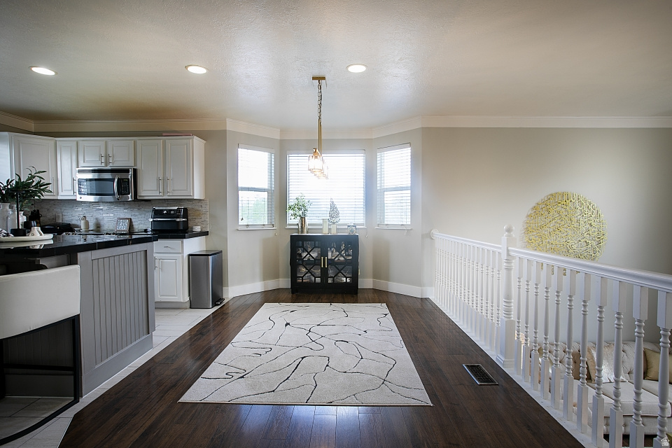 CLOVER DELL PARK - Residential
