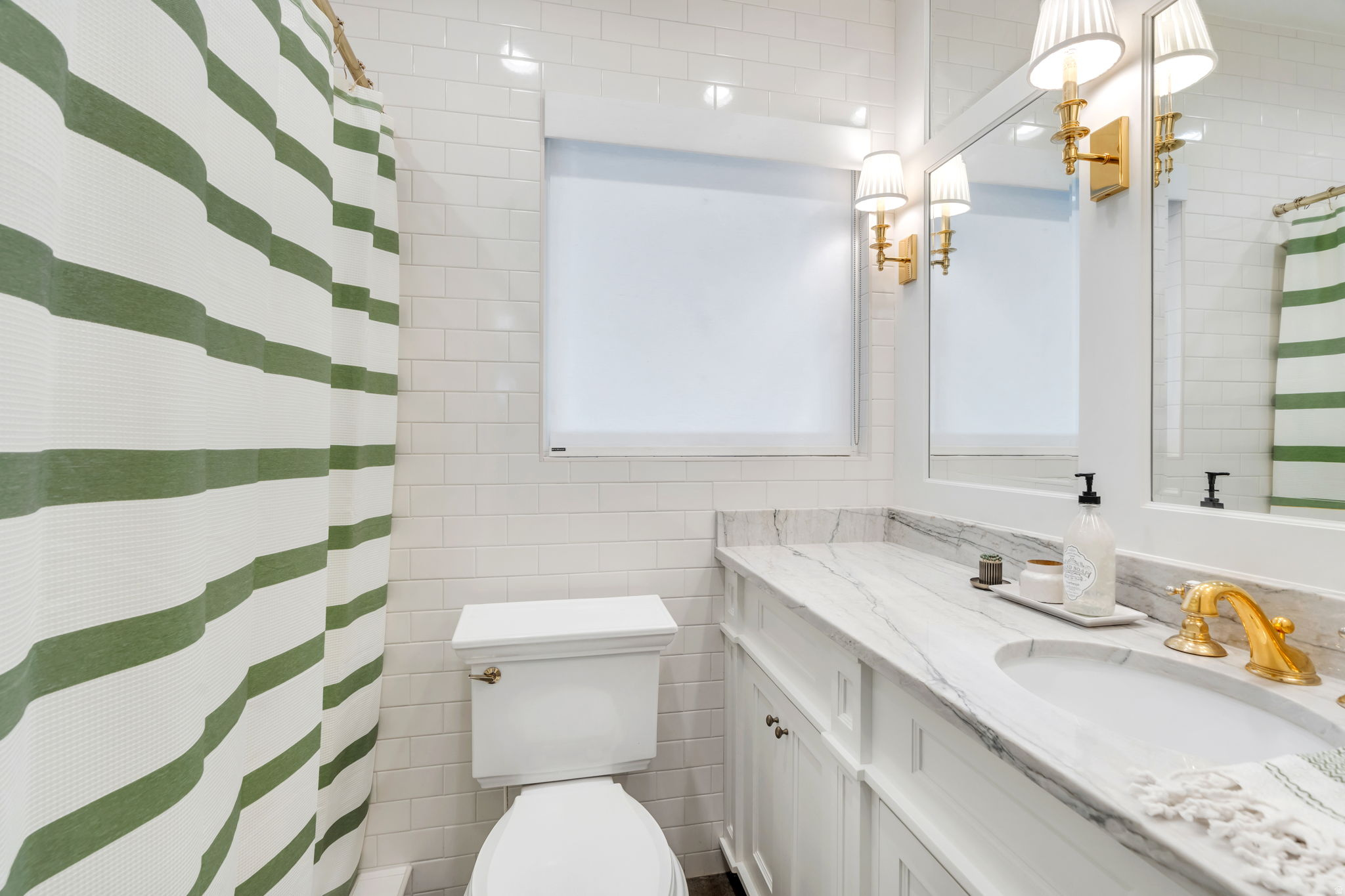 OAK HILLS - Residential