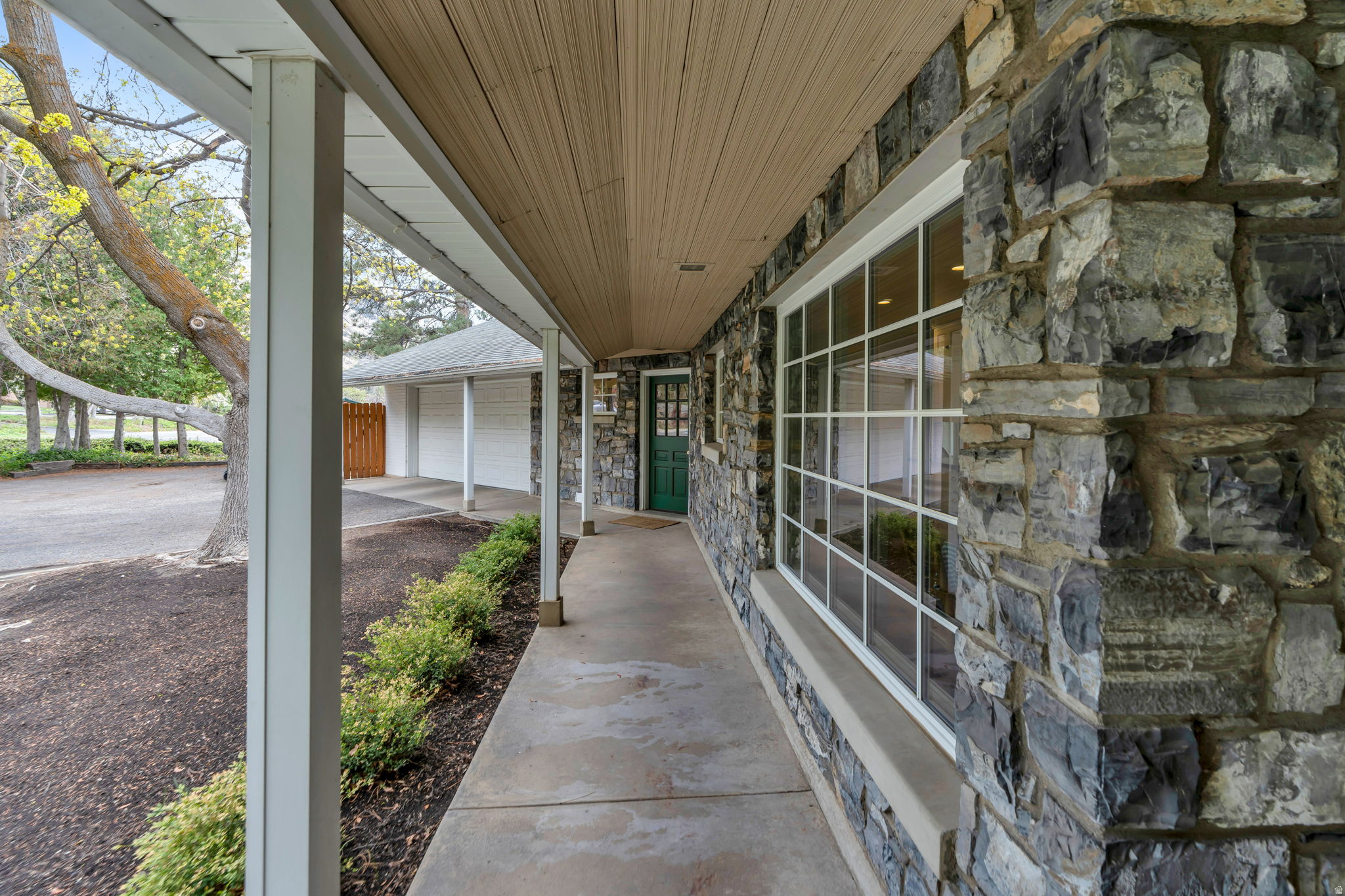 OAK HILLS - Residential
