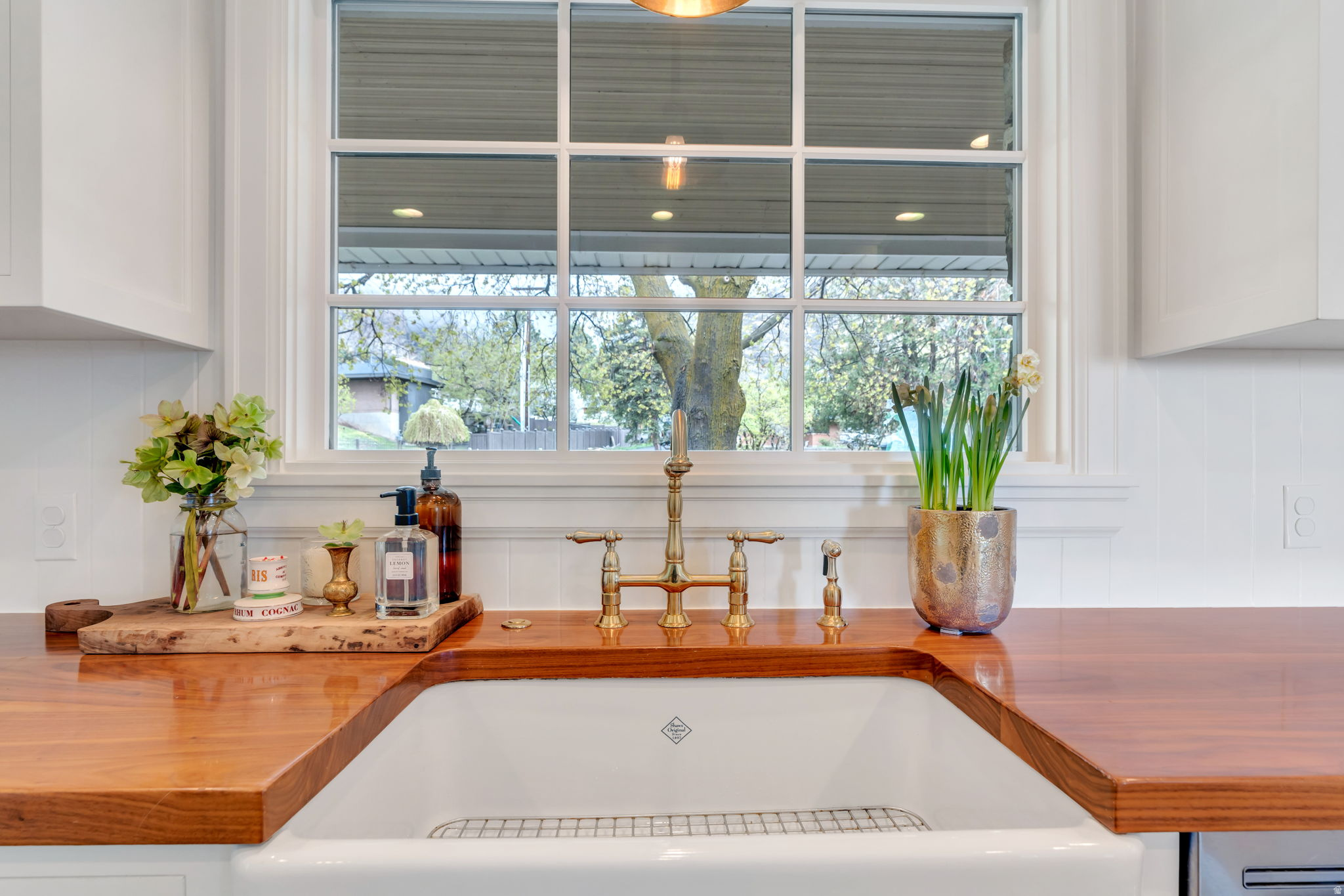 OAK HILLS - Residential