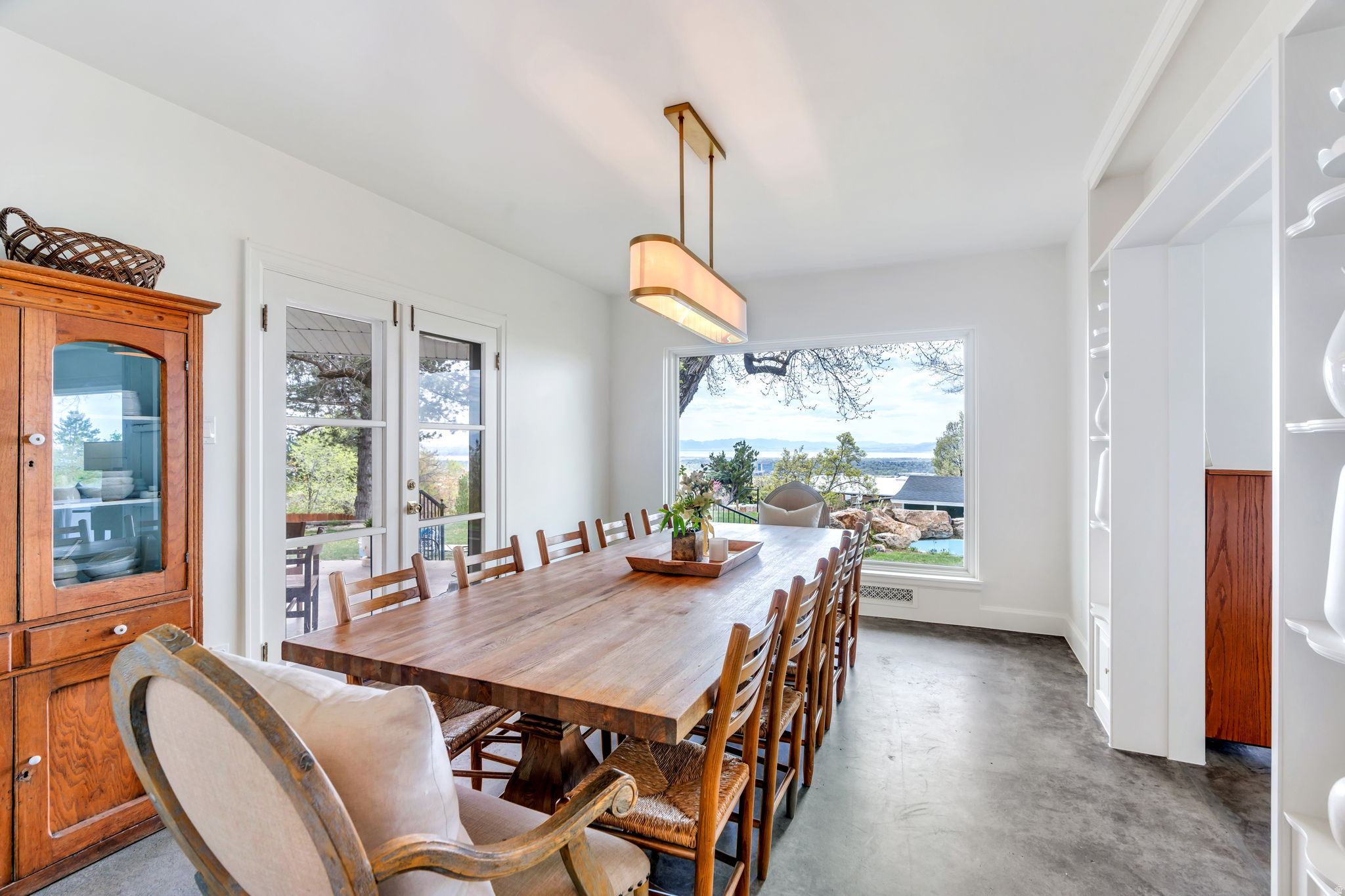 OAK HILLS - Residential