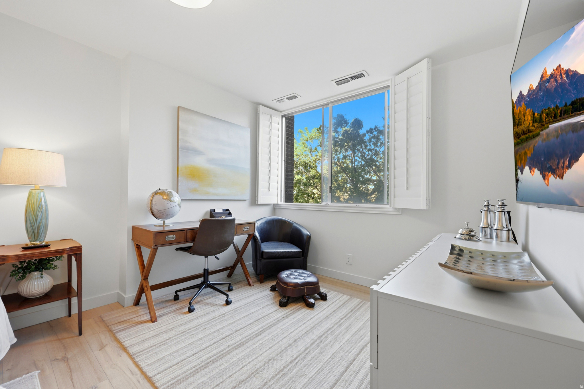 BONNEVILLE TOWER - Residential