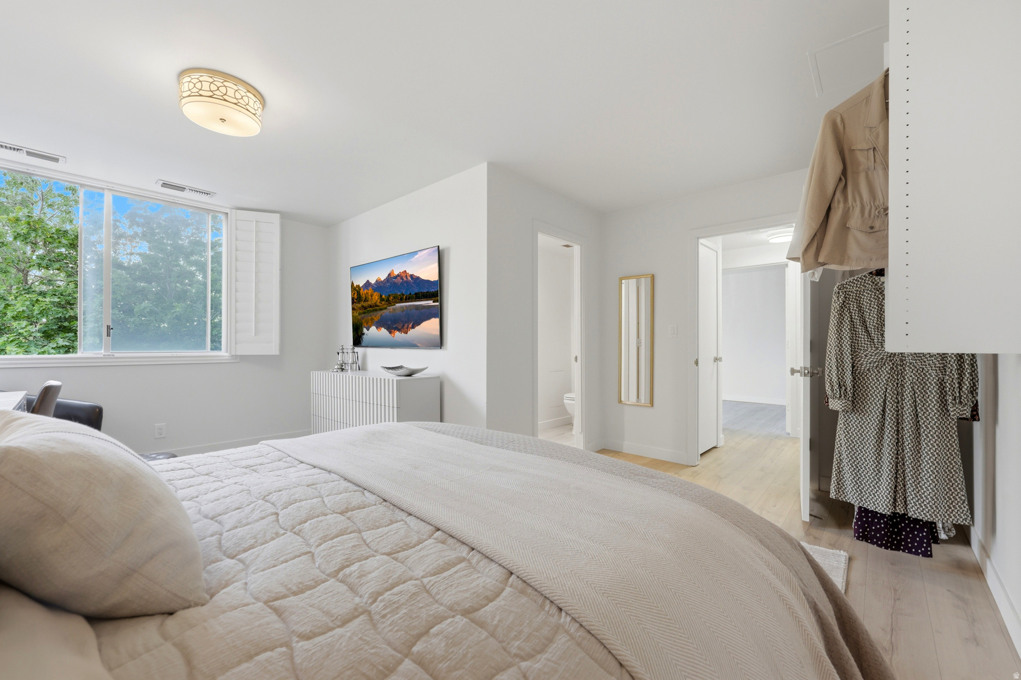 BONNEVILLE TOWER - Residential
