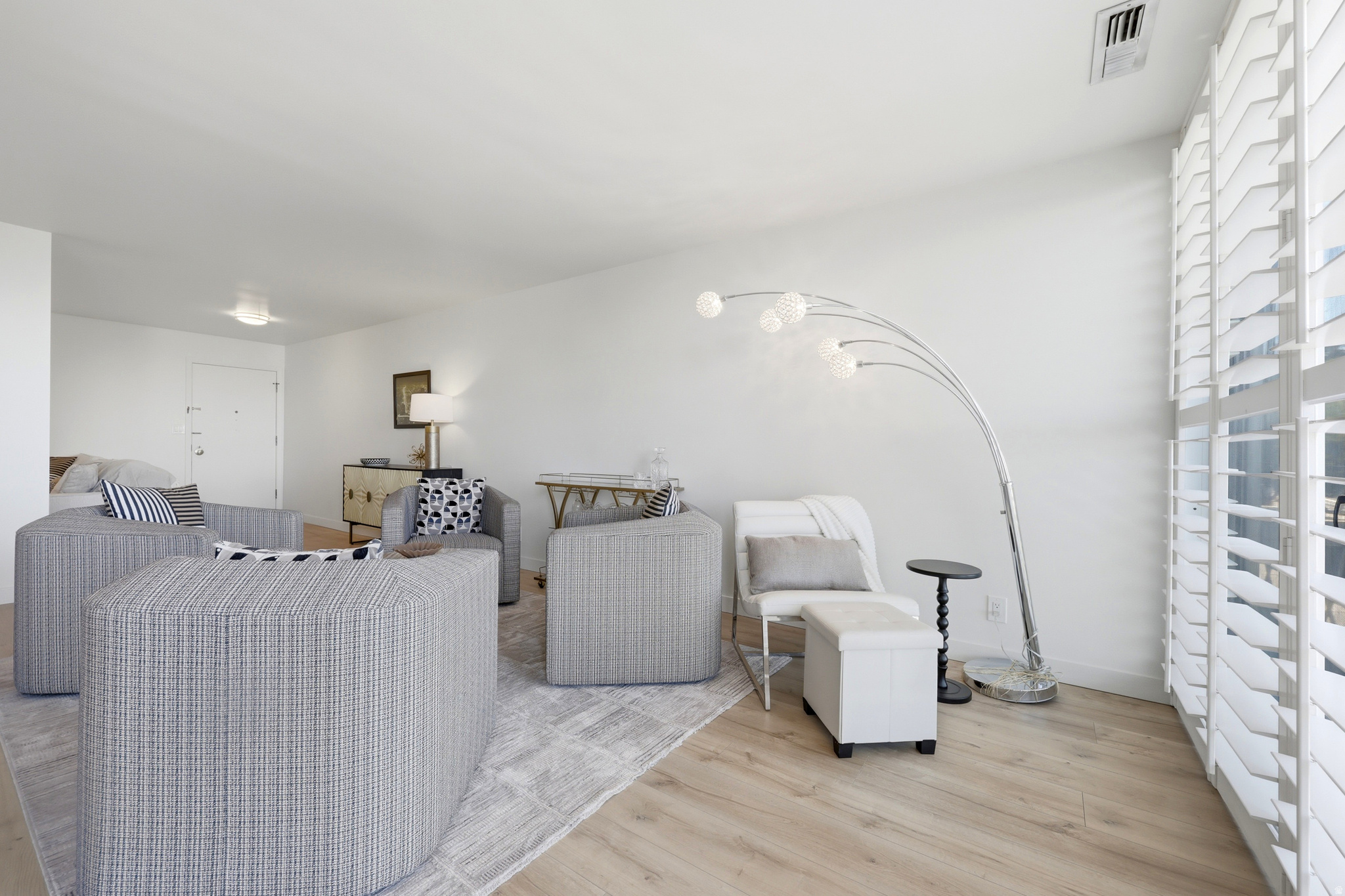 BONNEVILLE TOWER - Residential