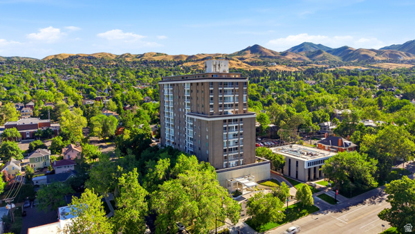 BONNEVILLE TOWER - Residential