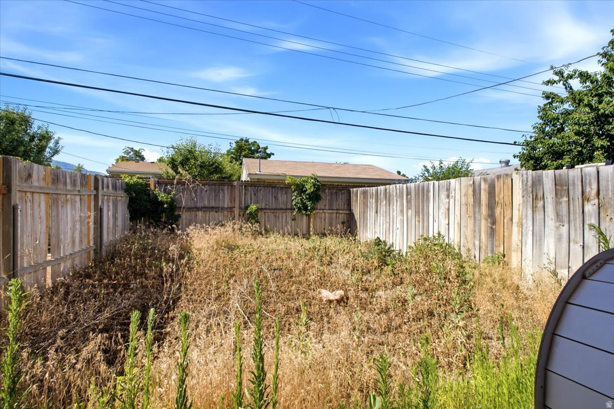 SUBURBAN VIE - Residential