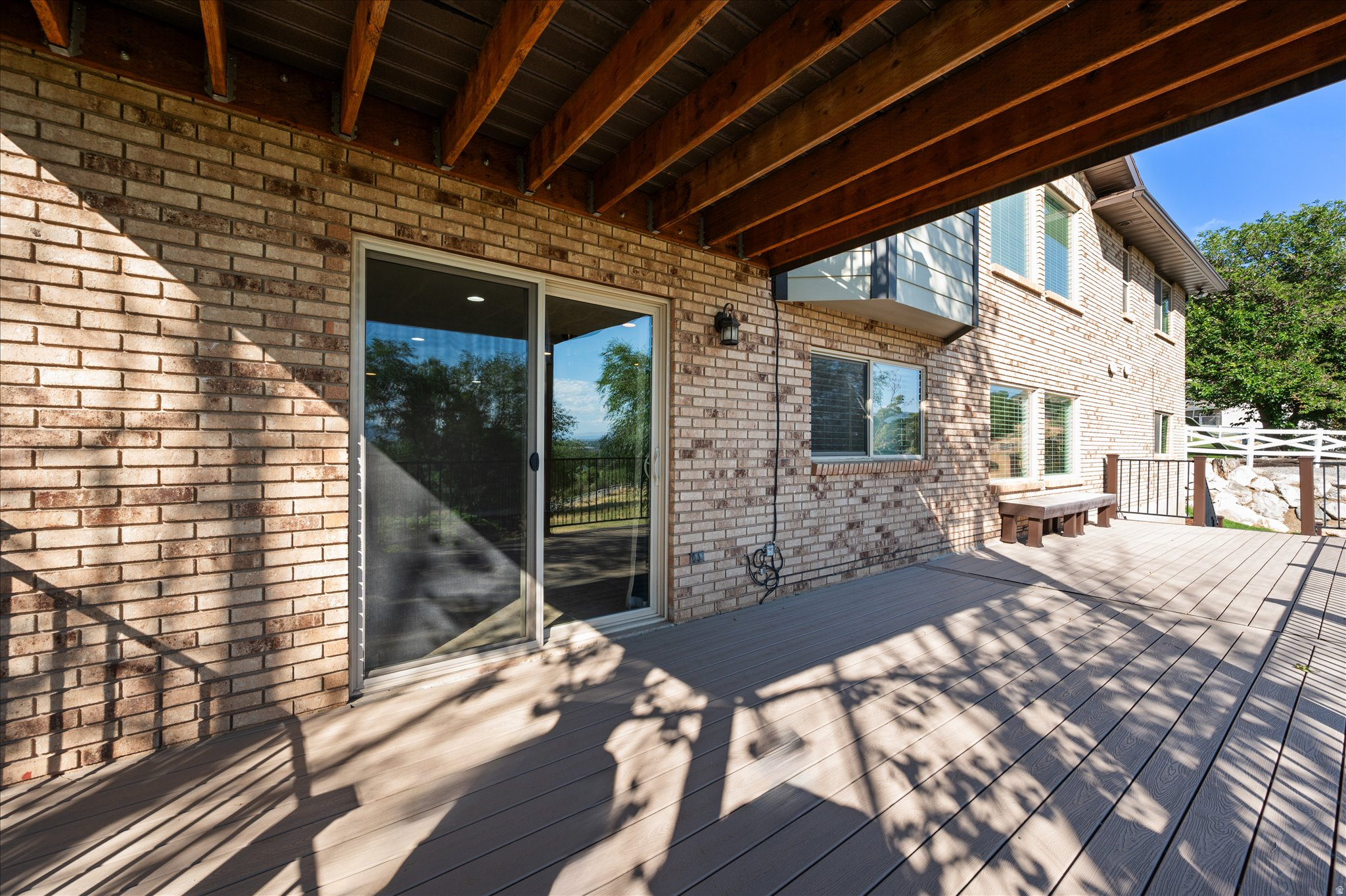 ROLLING HILLS - Residential