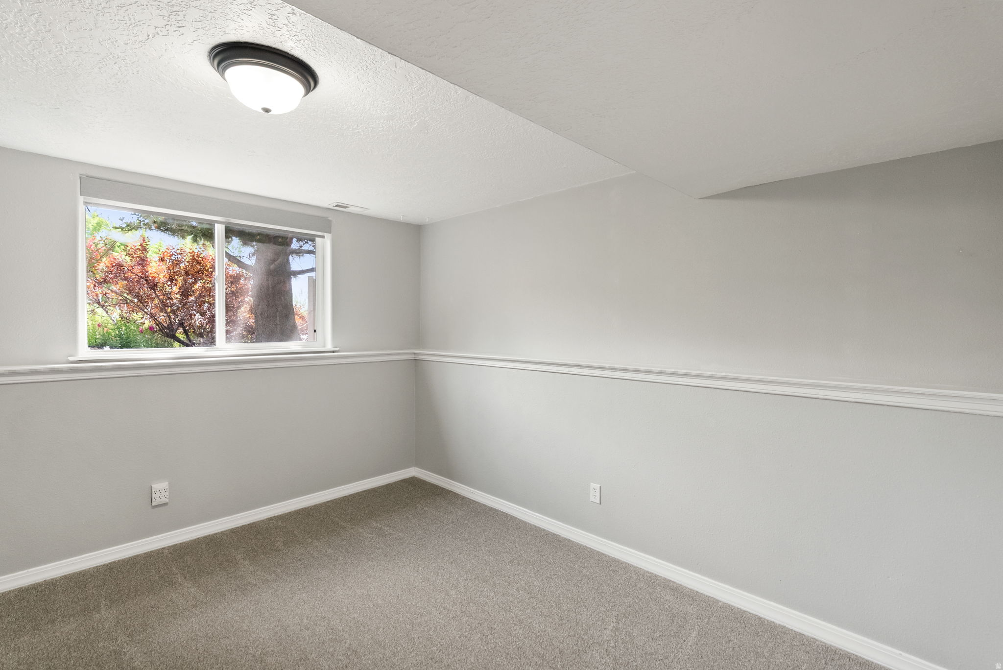QUAIL BLUFF HEIGHTS - Residential