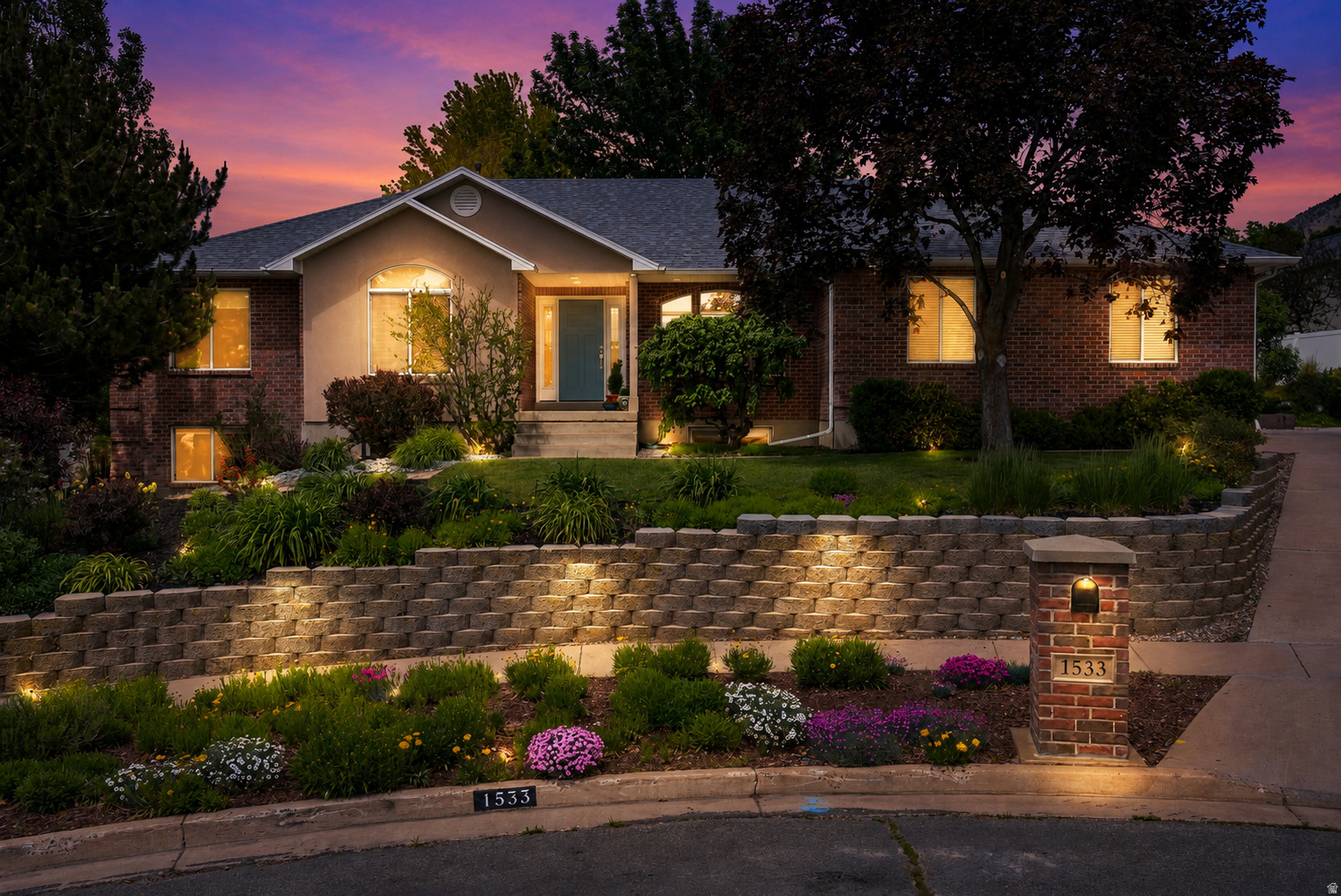 QUAIL BLUFF HEIGHTS - Residential