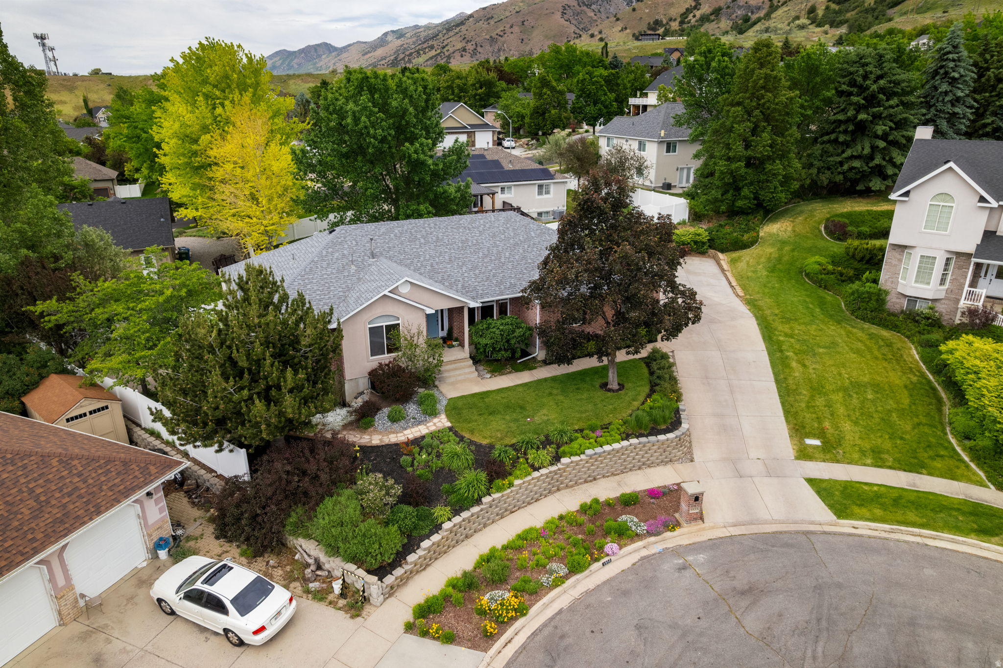 QUAIL BLUFF HEIGHTS - Residential