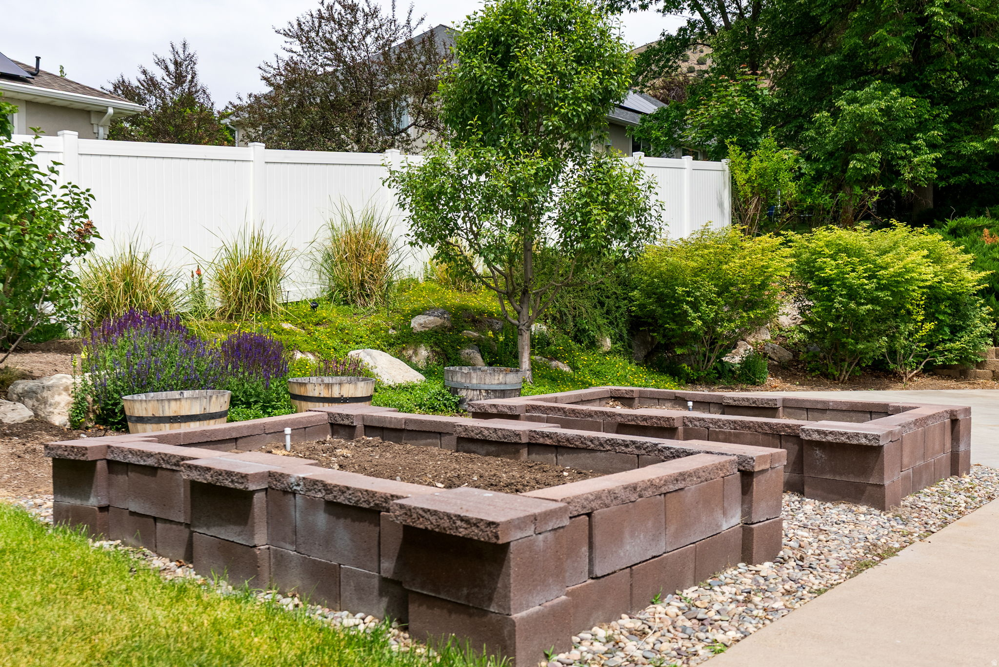 QUAIL BLUFF HEIGHTS - Residential