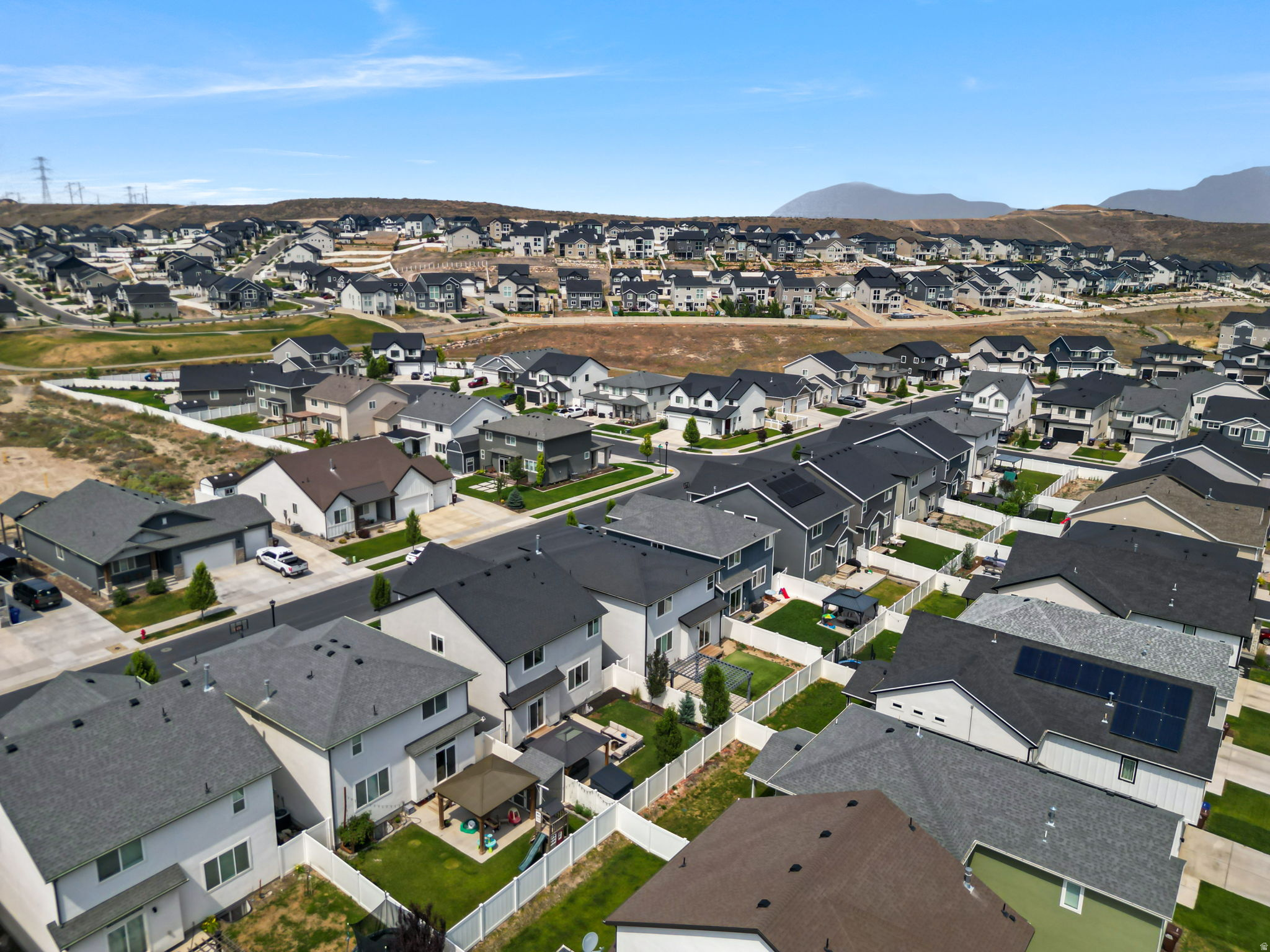 PORTERS CROSSING - Residential
