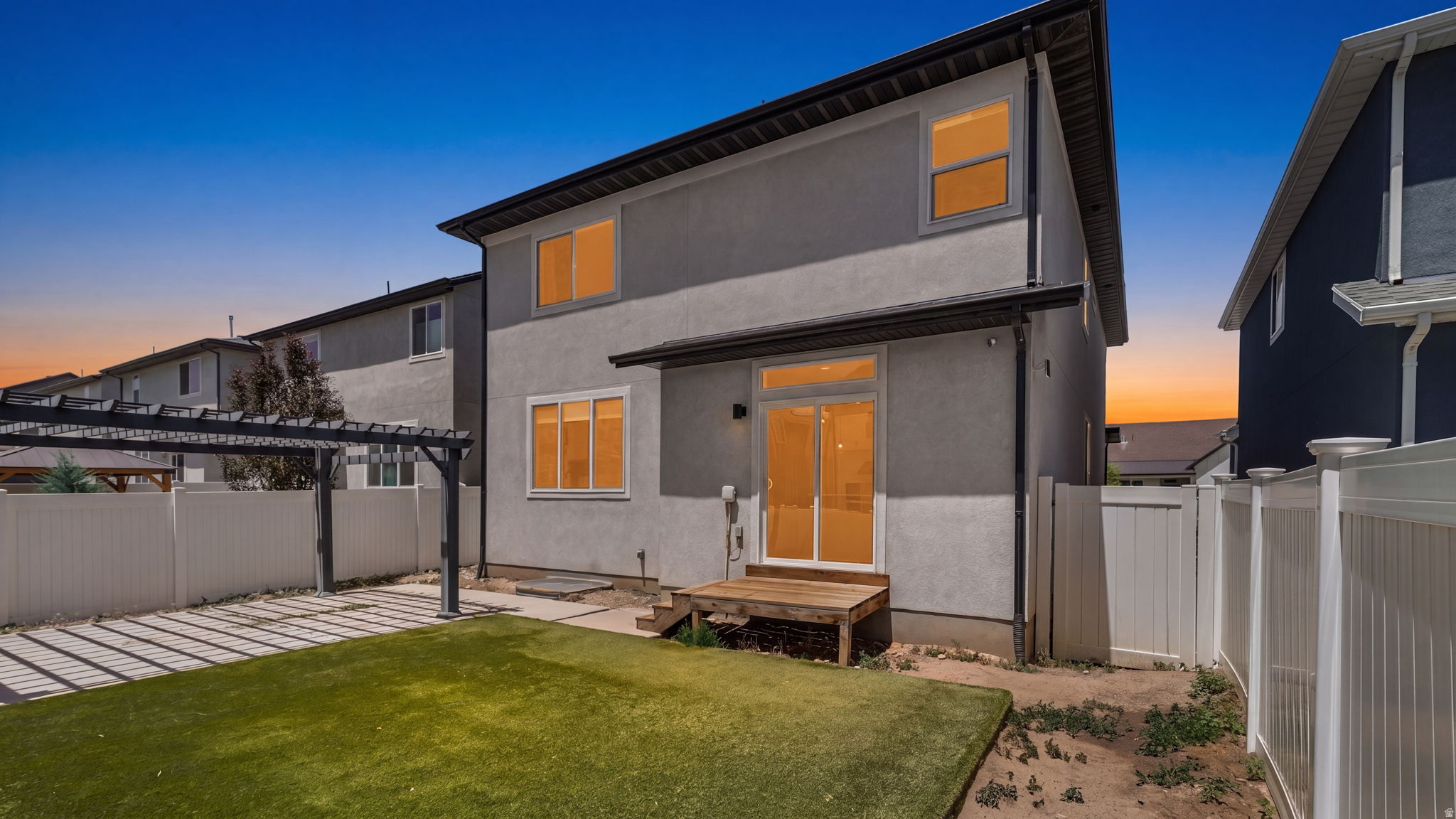 PORTERS CROSSING - Residential